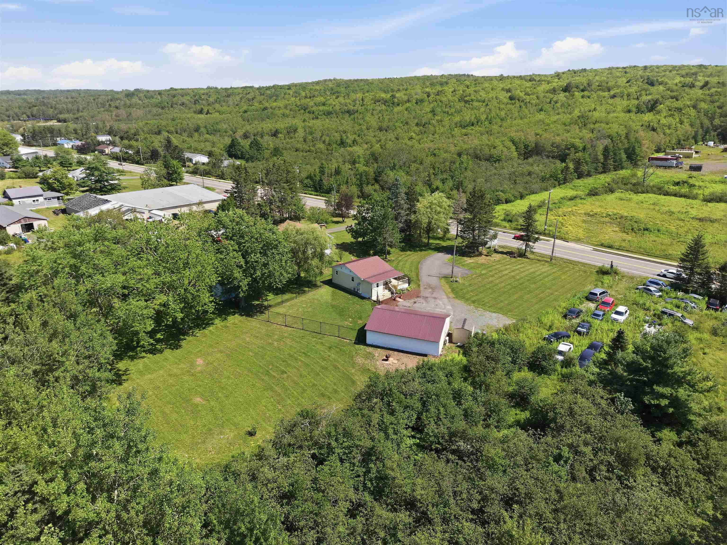 $279,900.00: 1096 Highway 2, Hilden