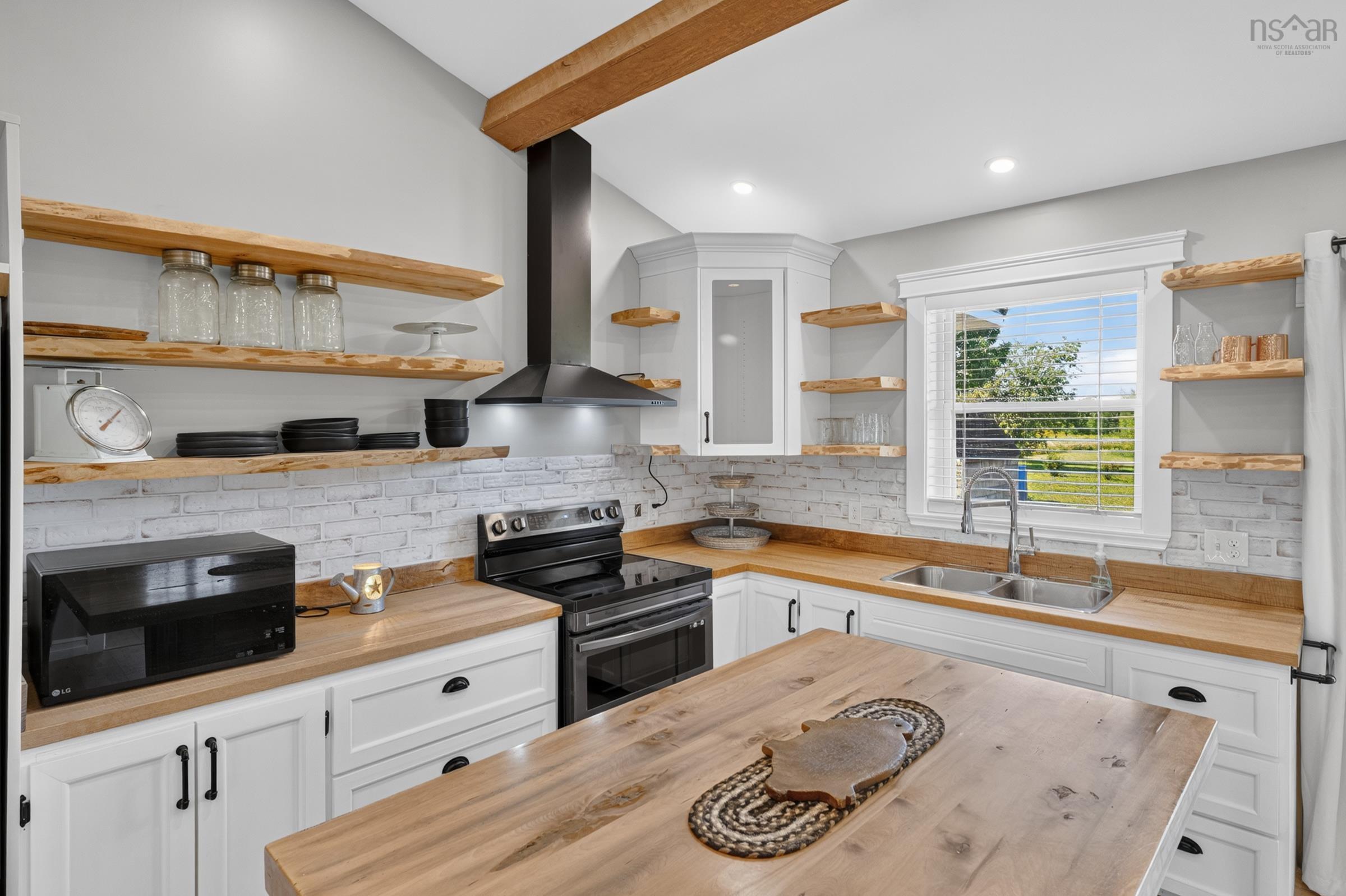 $585,000.00: 249 Stronach Mountain Road, Melvern Square