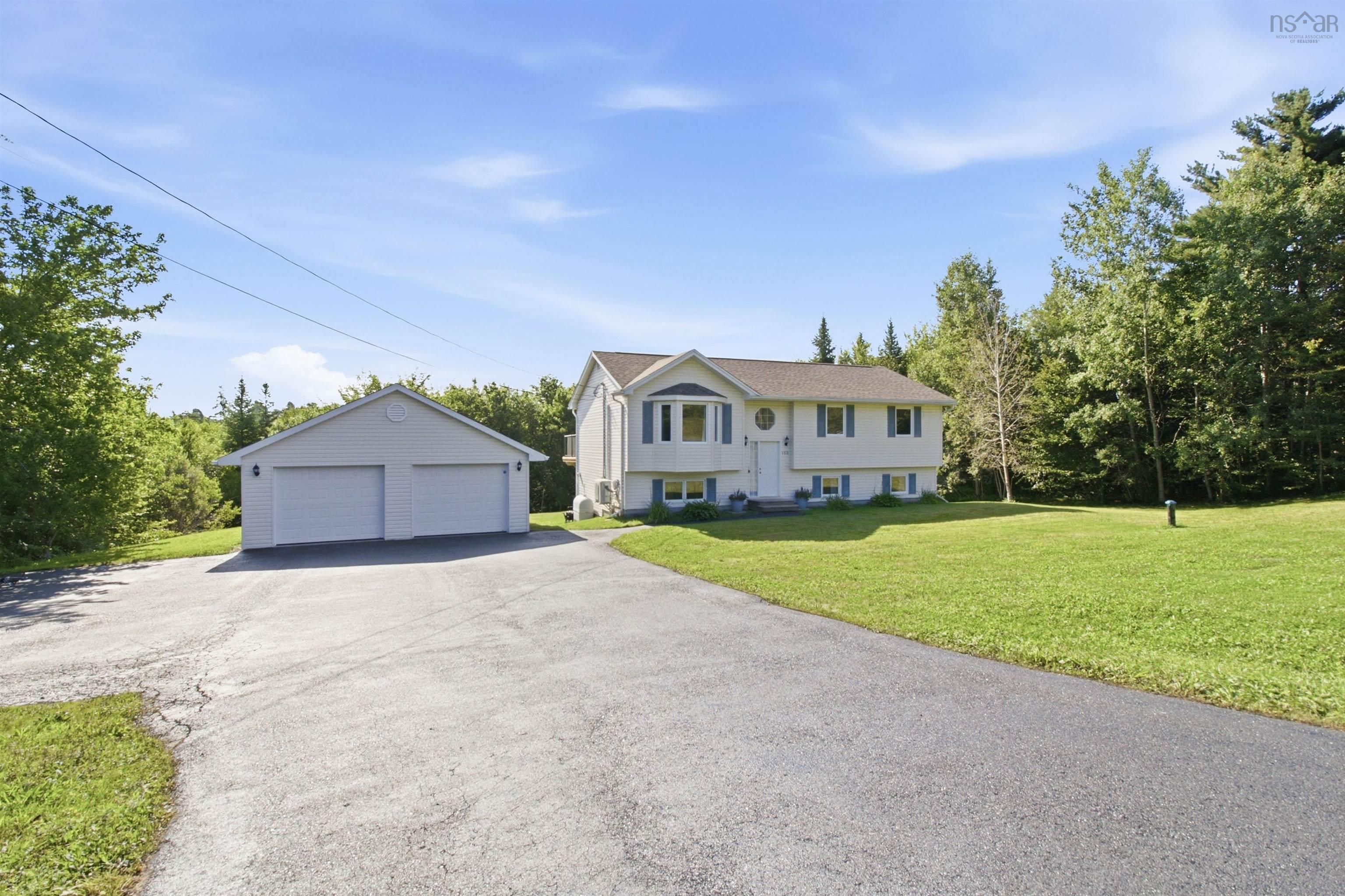 $599,000.00: 150 Lindforest Court, Middle Sackville