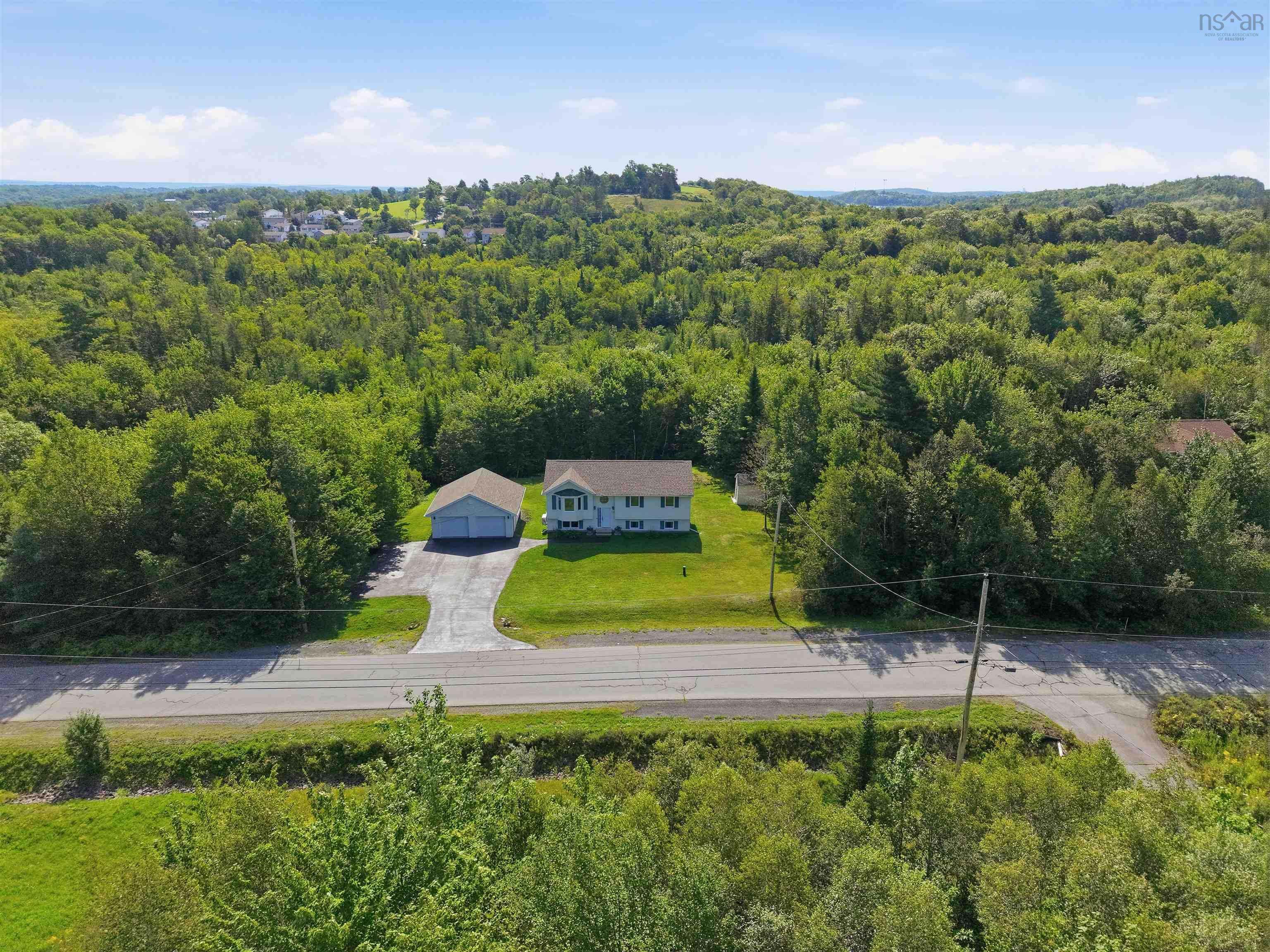 $599,000.00: 150 Lindforest Court, Middle Sackville