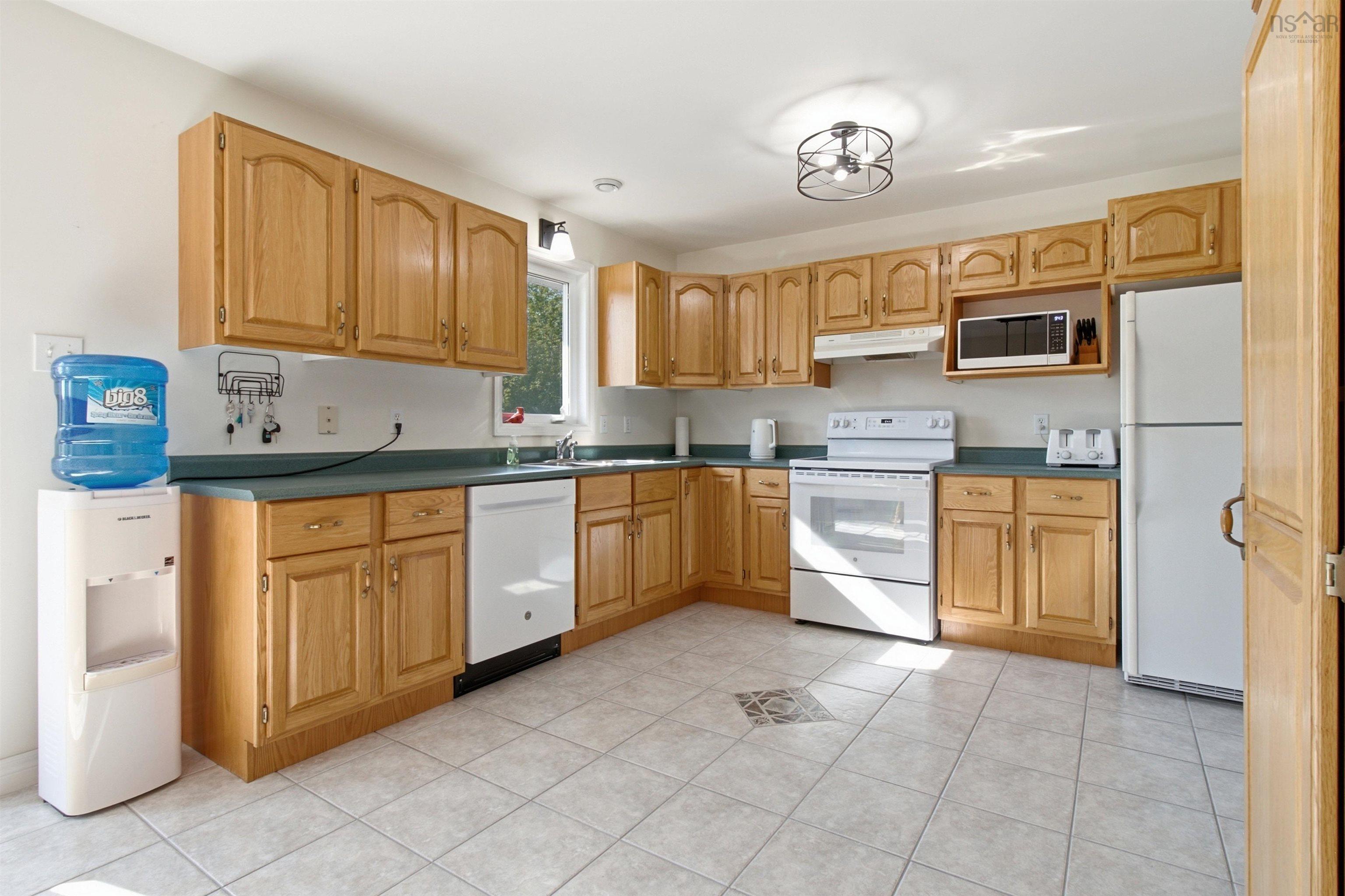 $599,000.00: 150 Lindforest Court, Middle Sackville