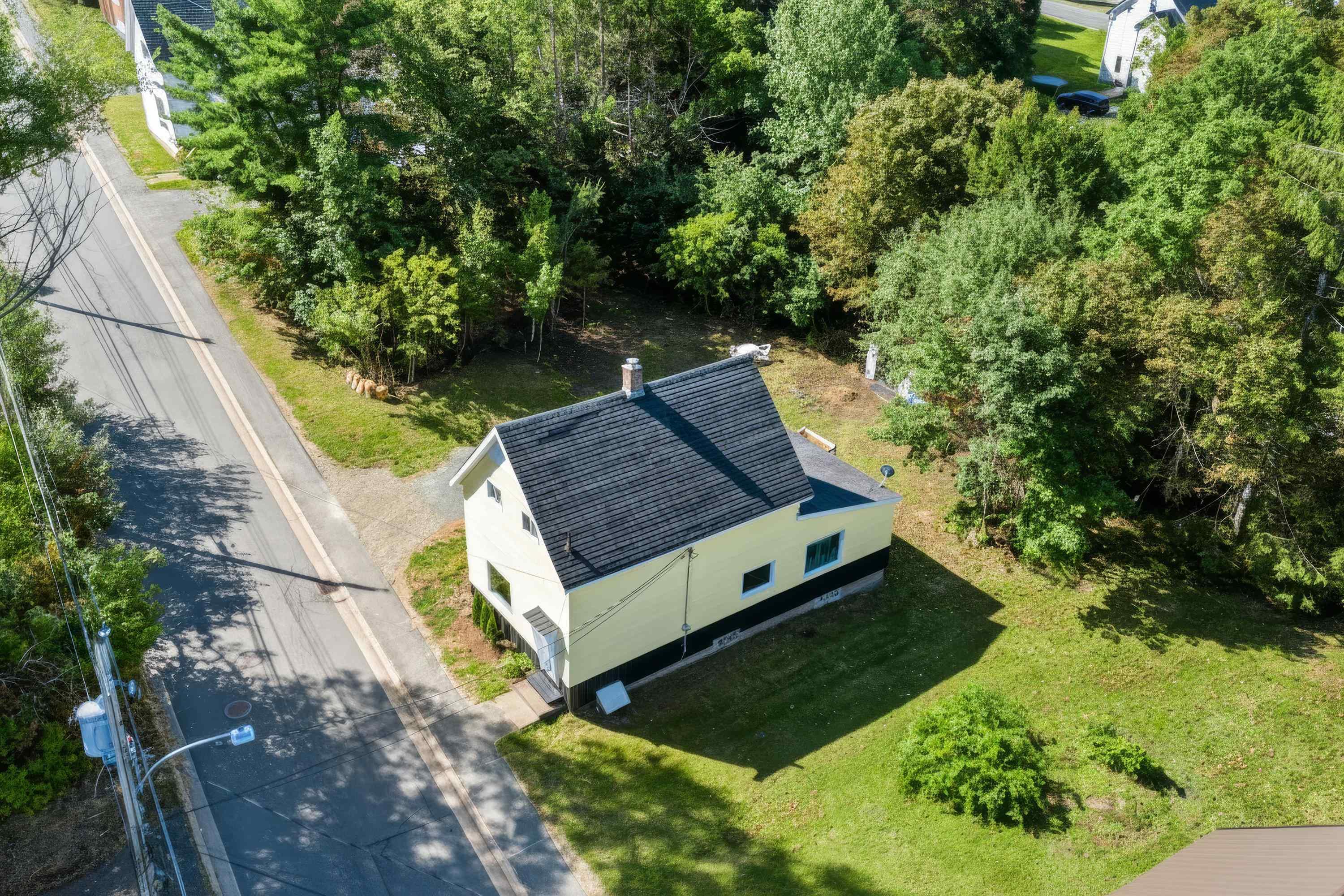 $184,900.00: 37 Church Street, Springhill