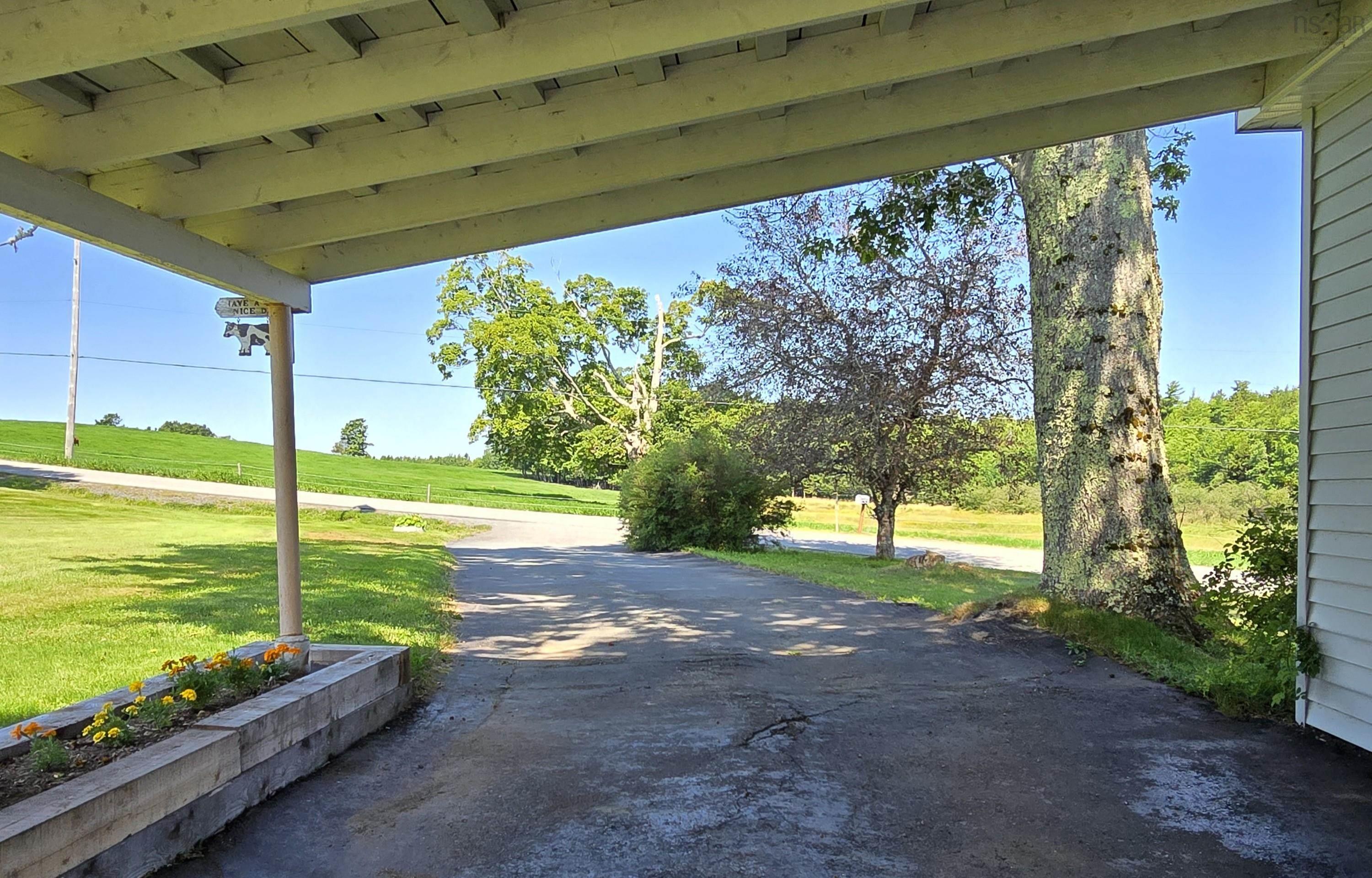 $335,000.00: 463 Levi Hebb Road, Wileville