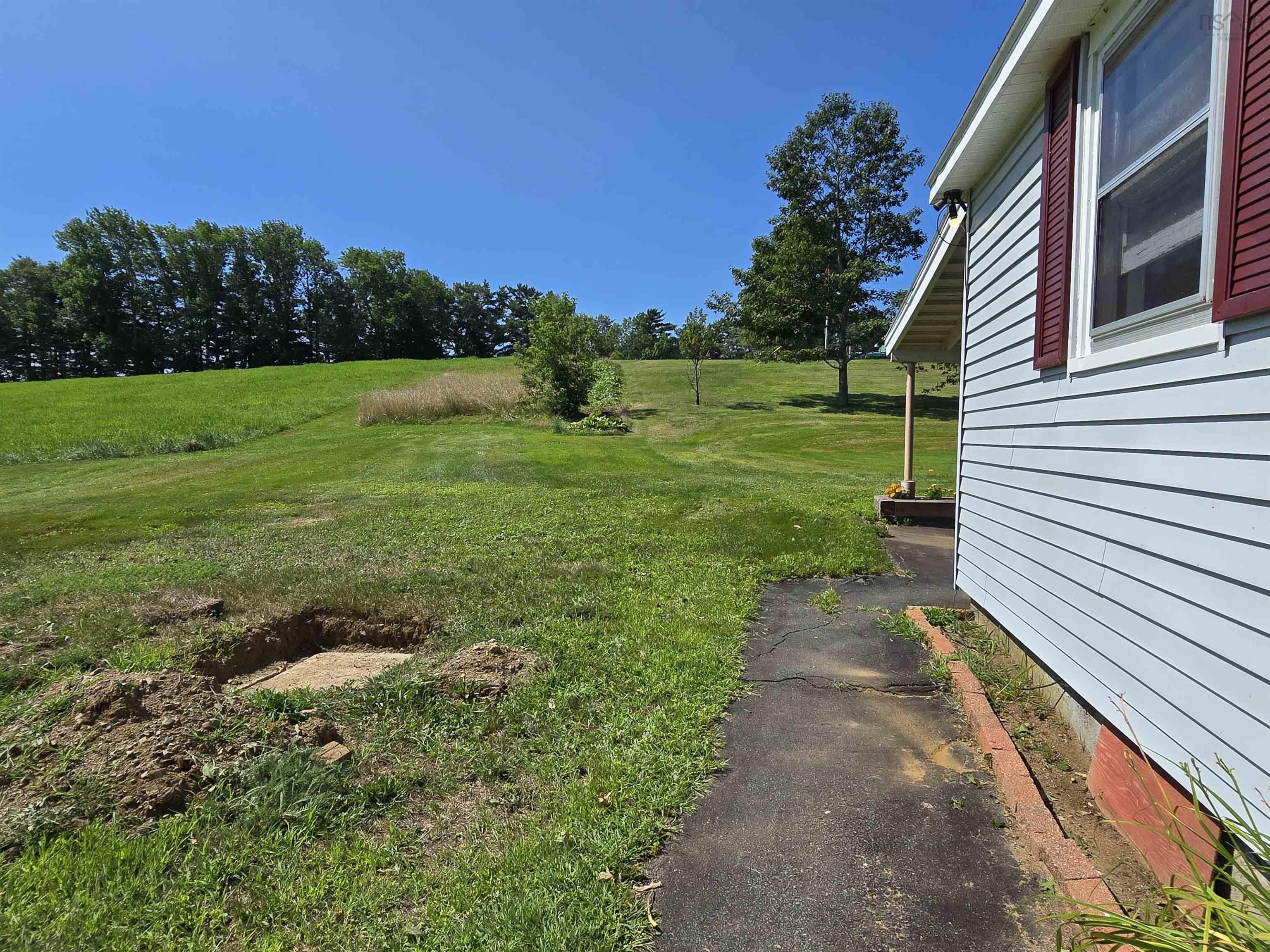 $335,000.00: 463 Levi Hebb Road, Wileville