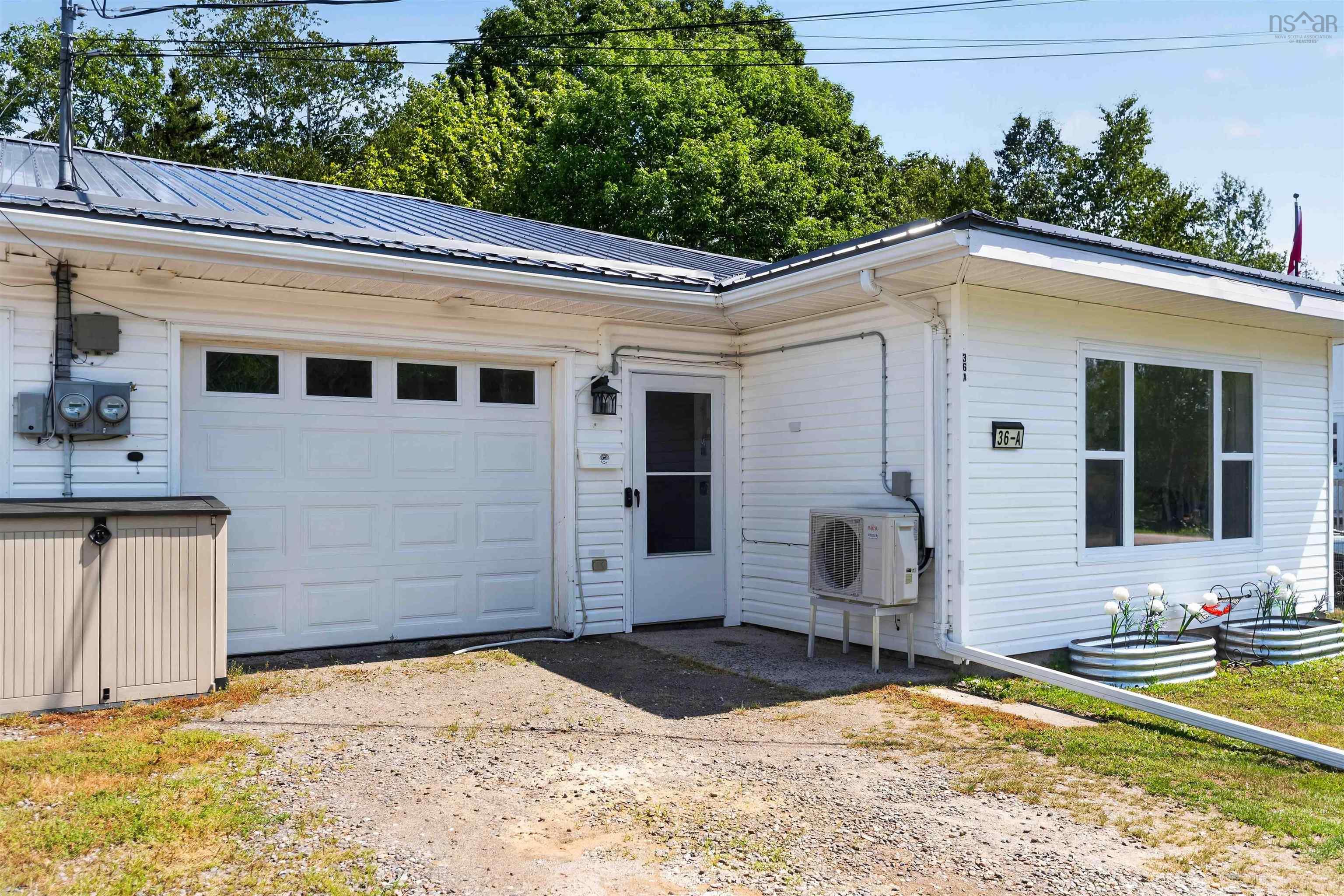 $429,000.00: 36 Belair Drive, Conway