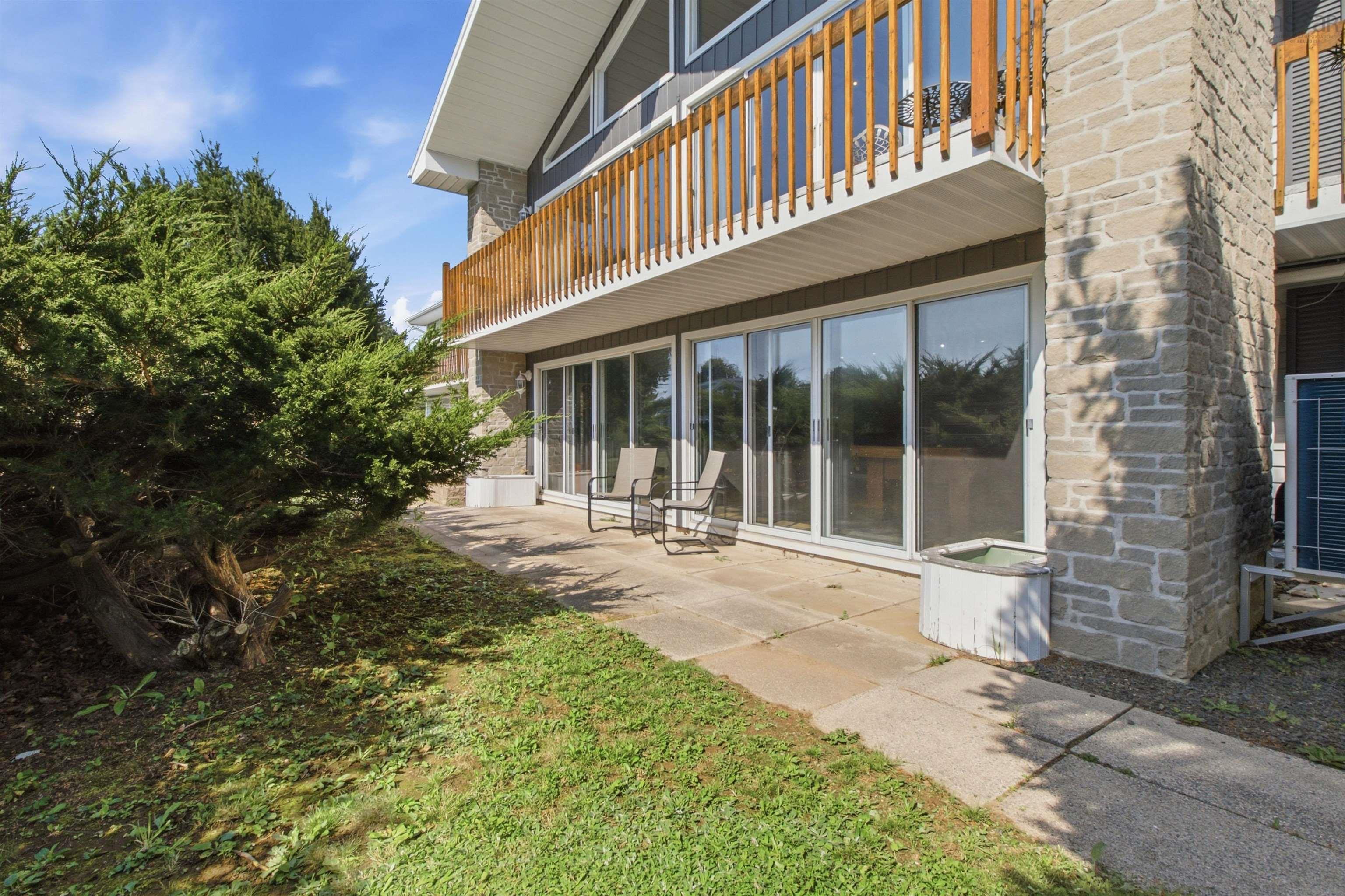 $675,000.00: 263 Lighthouse Road, Bay View