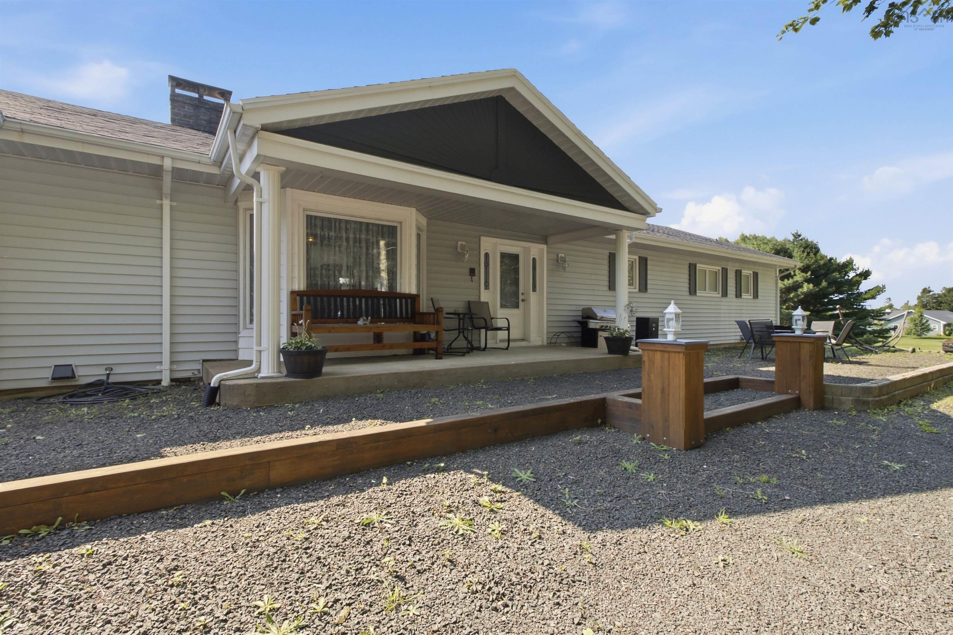 $675,000.00: 263 Lighthouse Road, Bay View