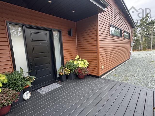 $649,900.00: 110 Kaakwogook Way, Clam Bay