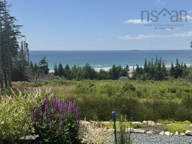 $649,900.00: 110 Kaakwogook Way, Clam Bay
