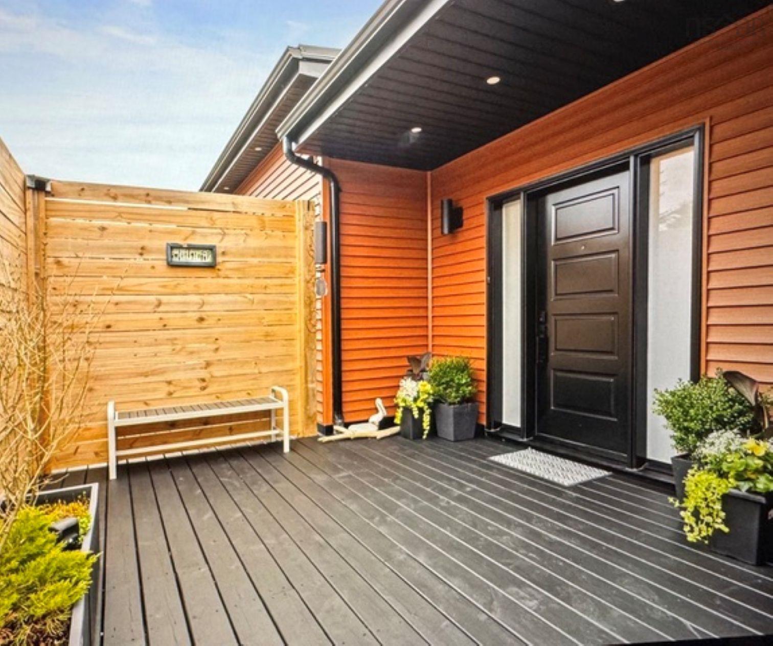 $649,900.00: 110 Kaakwogook Way, Clam Bay