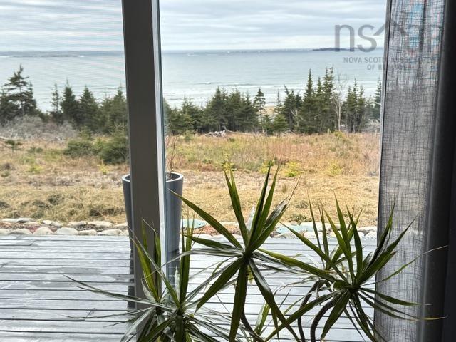 $649,900.00: 110 Kaakwogook Way, Clam Bay