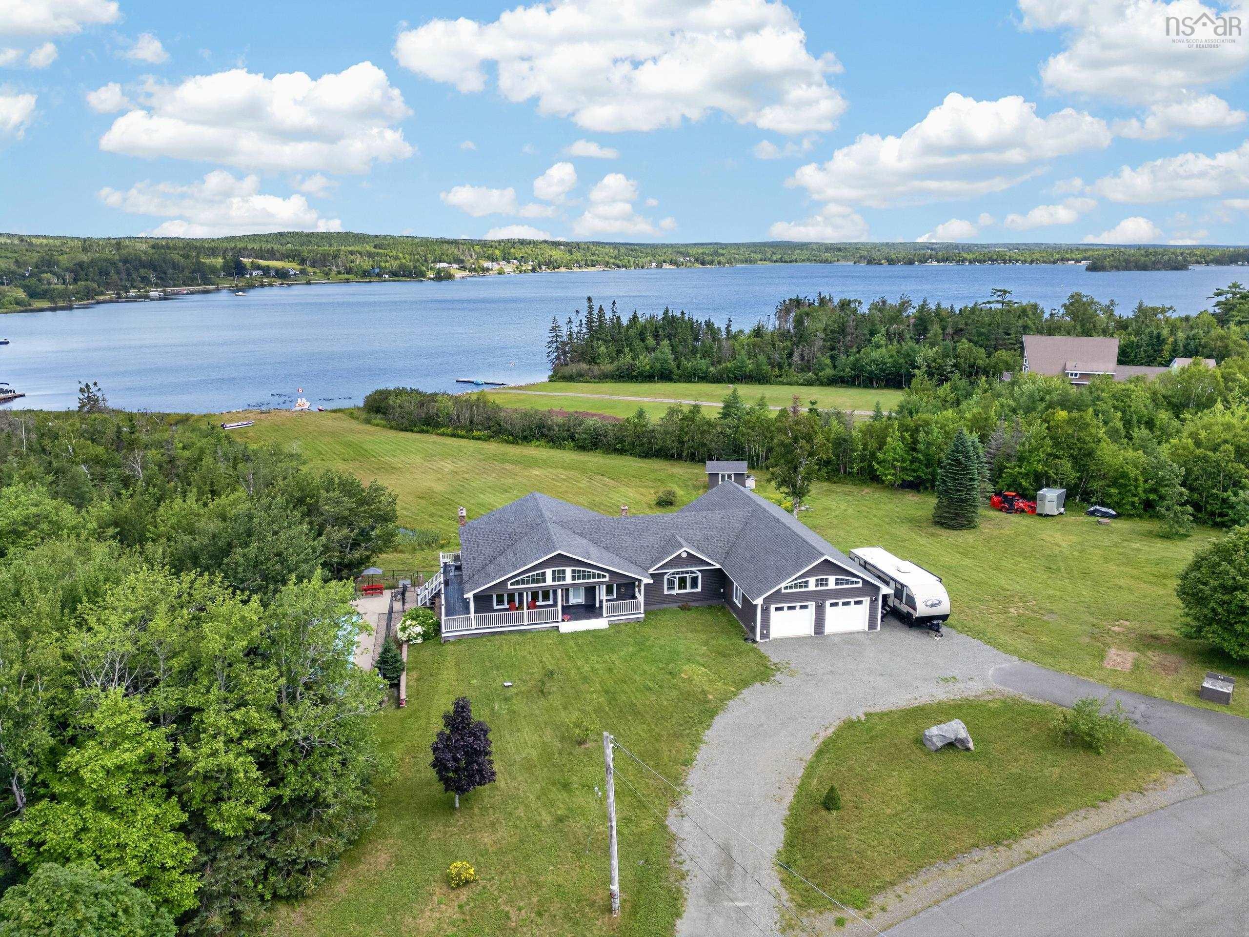 $940,000.00: 131 Oakfield Drive, Marion Bridge