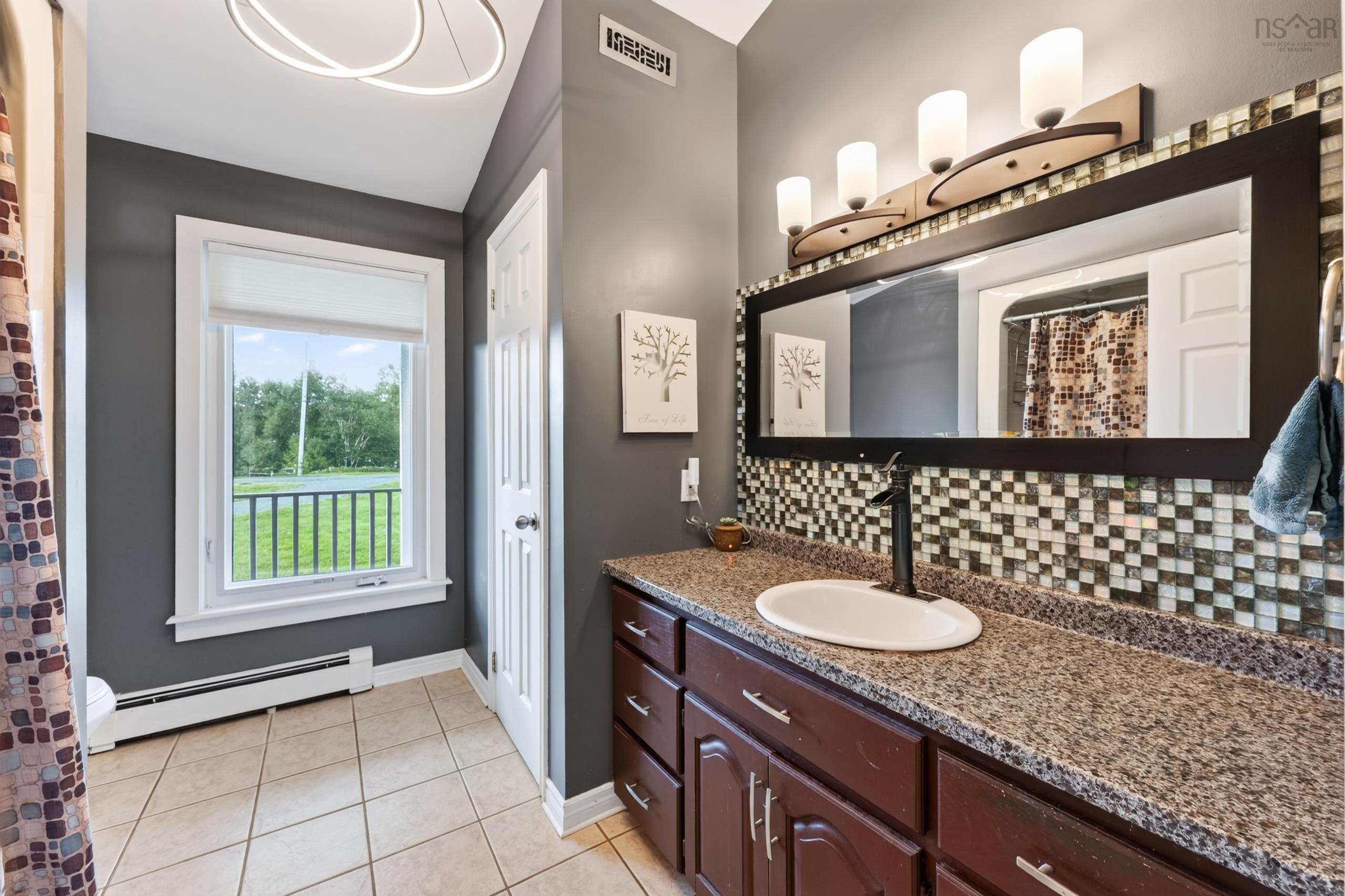 $940,000.00: 131 Oakfield Drive, Marion Bridge