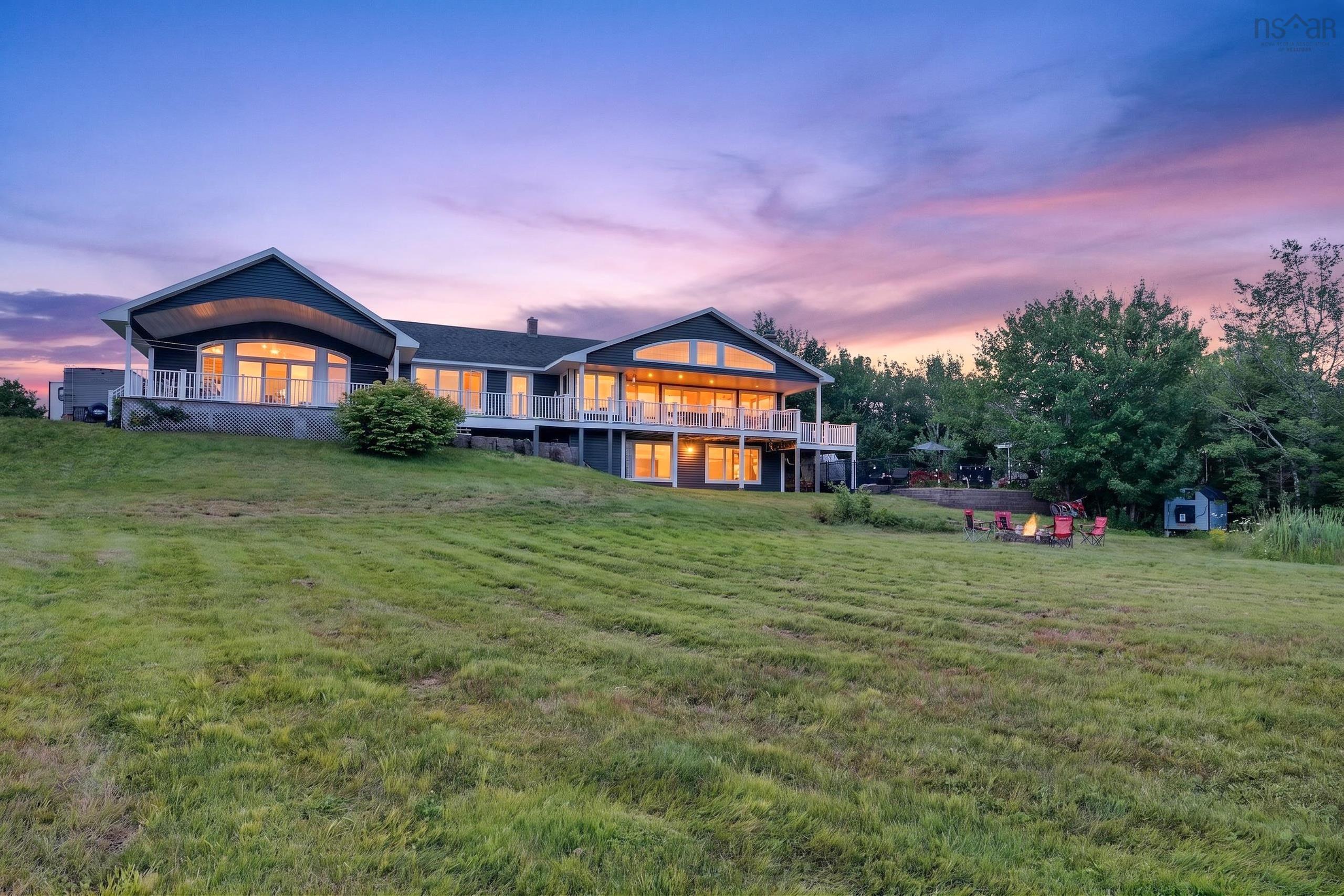 $940,000.00: 131 Oakfield Drive, Marion Bridge