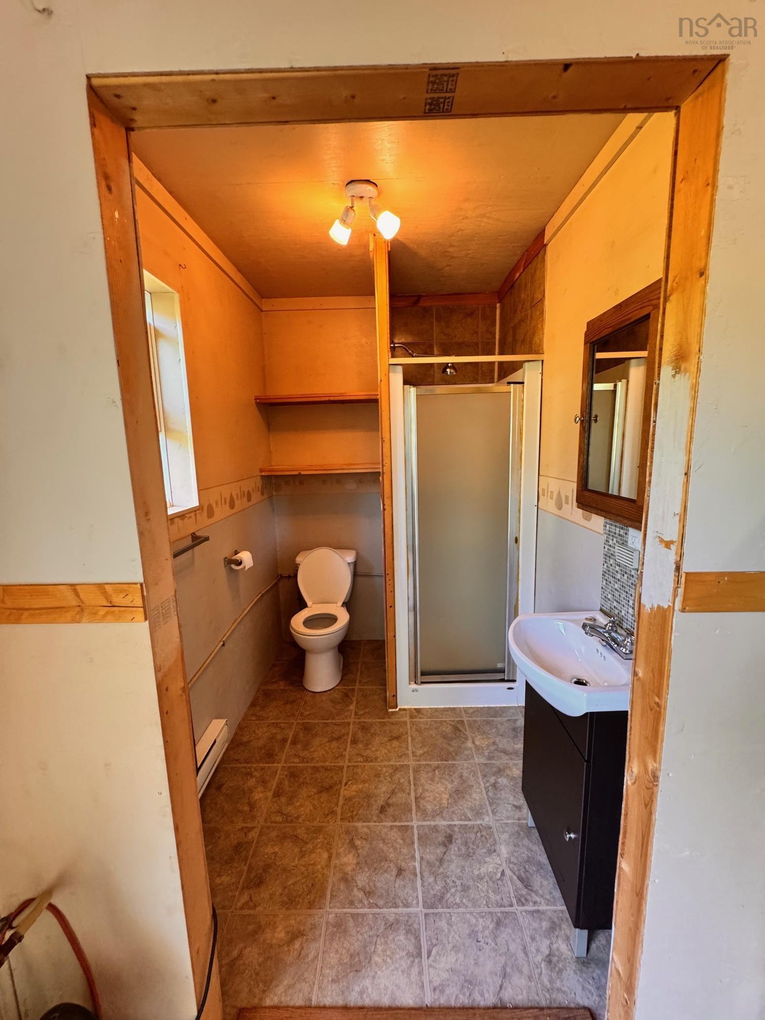 $149,000.00: 7064 West Bay Highway, Cape George