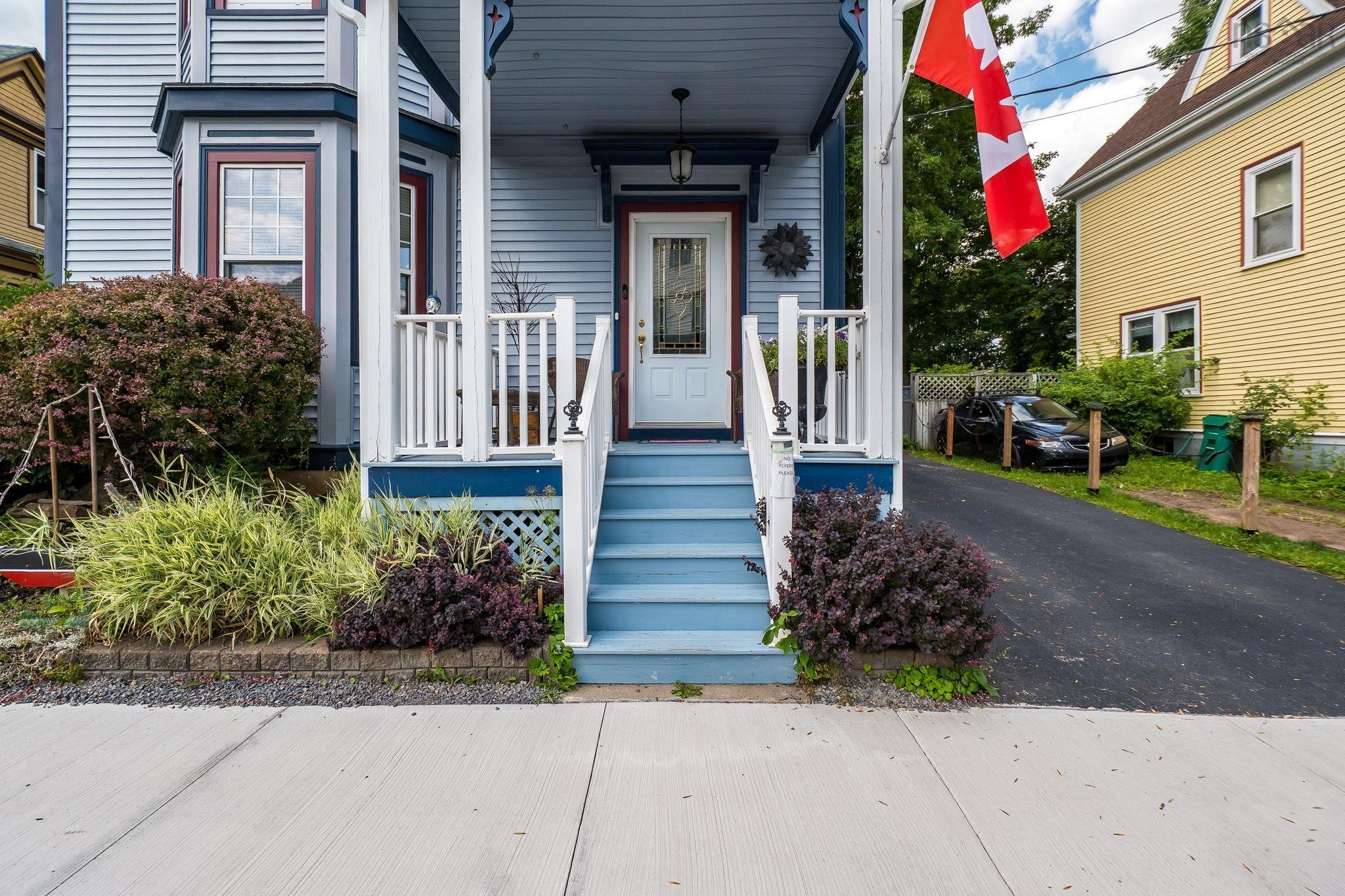 $414,900.00: 344 Gray Street, Windsor