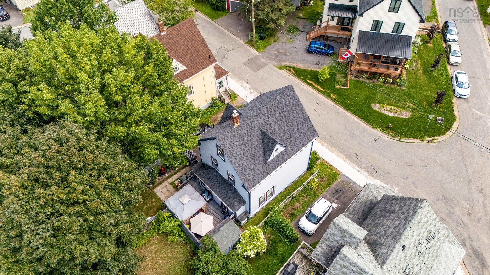 $414,900.00: 344 Gray Street, Windsor