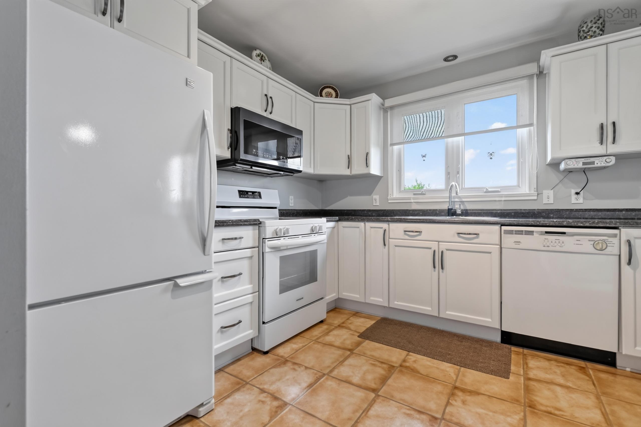 $349,000.00: 131 East Side Grand River Road, Grand River