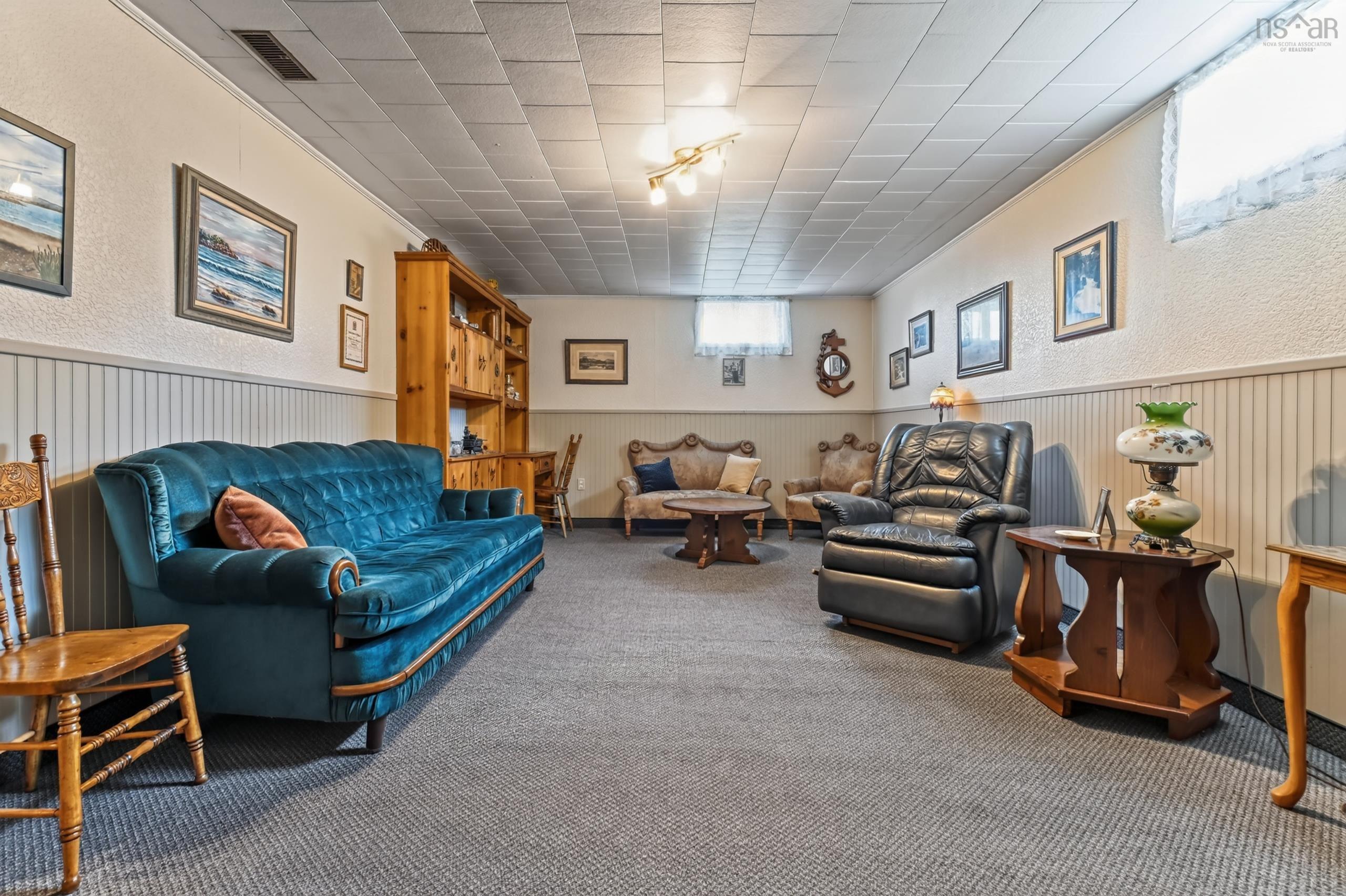 $349,000.00: 131 East Side Grand River Road, Grand River