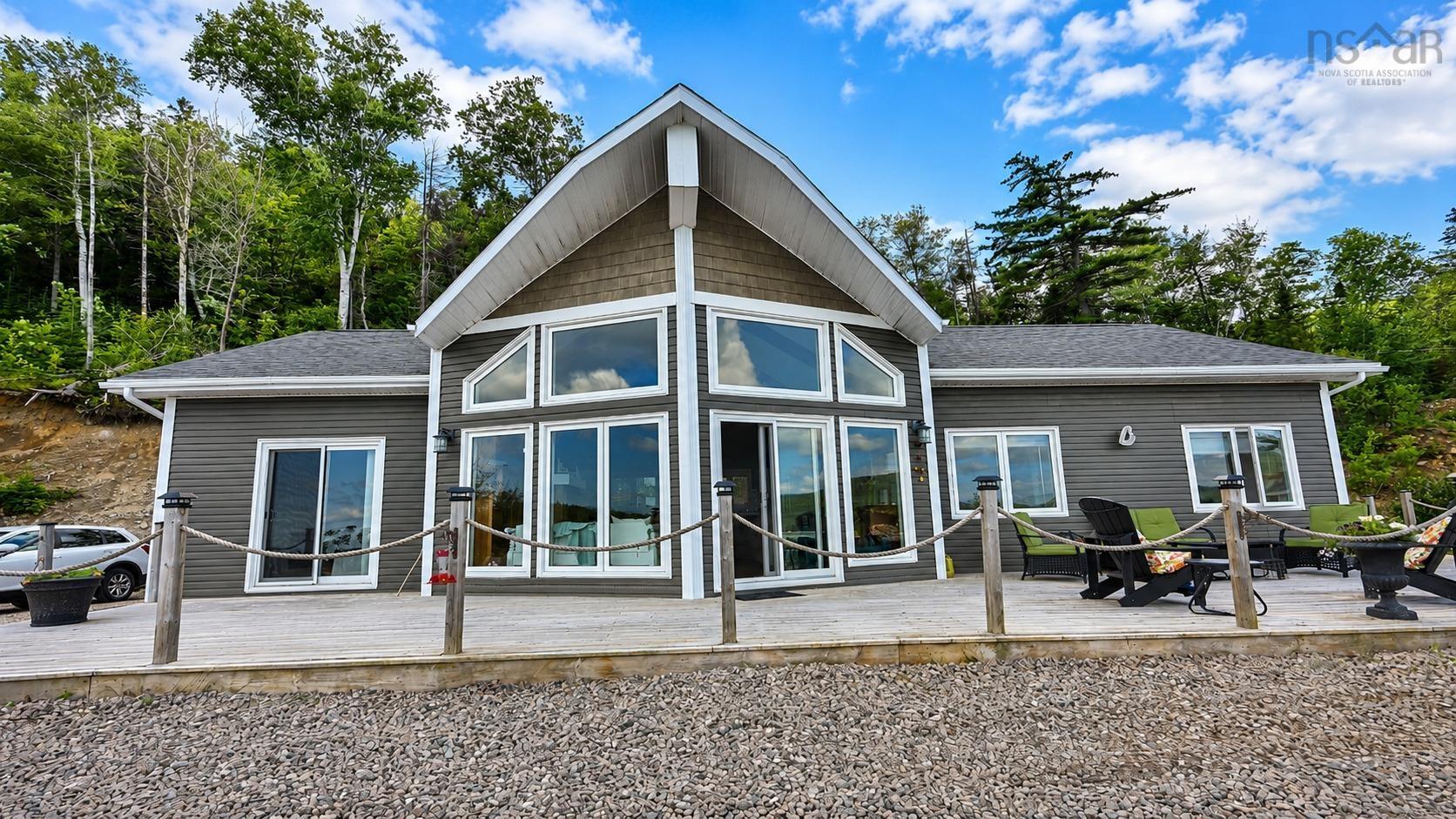 $589,000.00: 39132 Cabot Trail, Ingonish Ferry