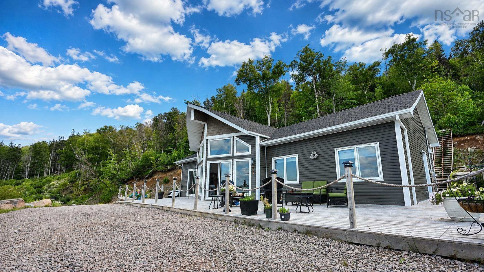 $589,000.00: 39132 Cabot Trail, Ingonish Ferry