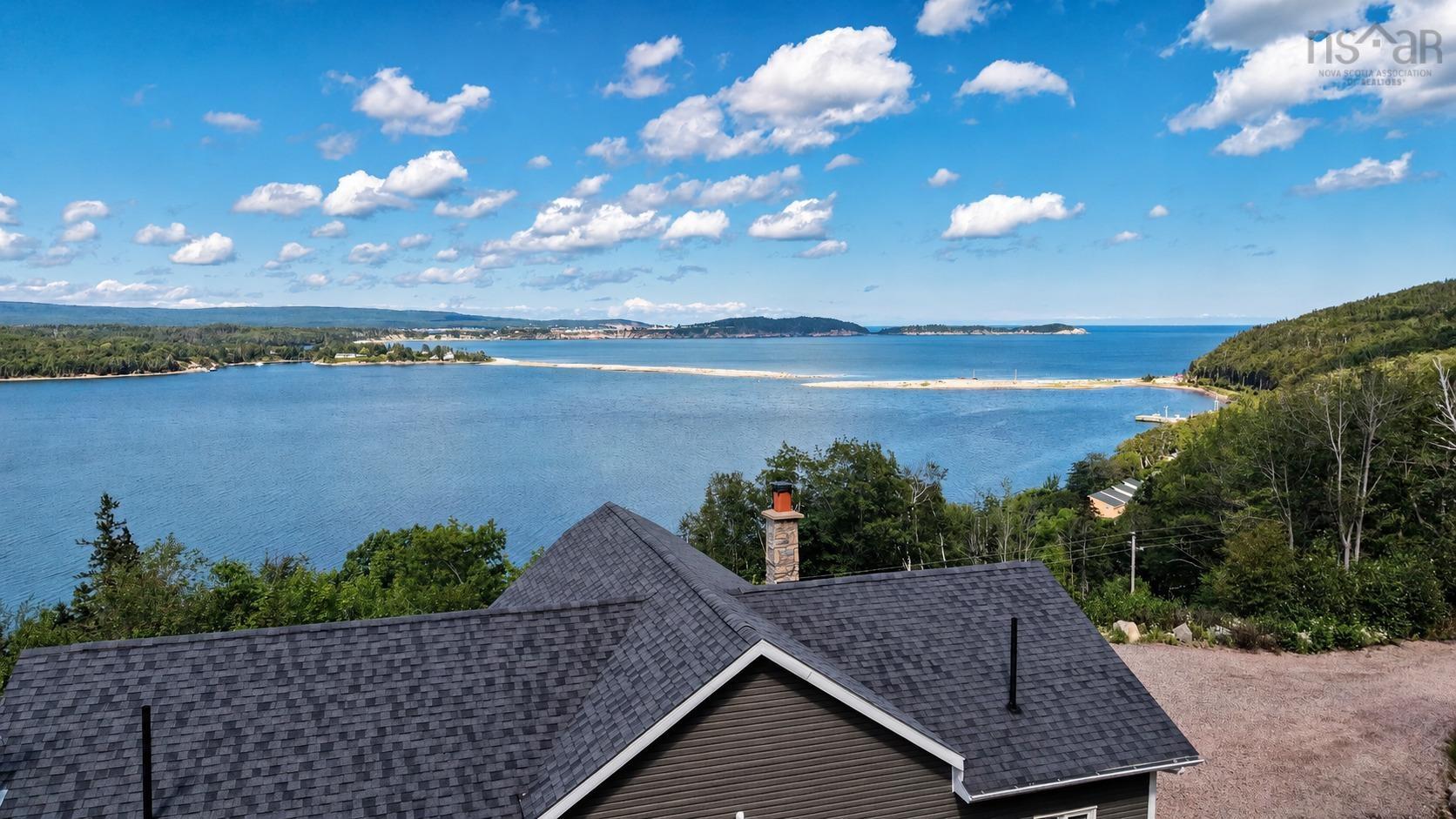 $589,000.00: 39132 Cabot Trail, Ingonish Ferry