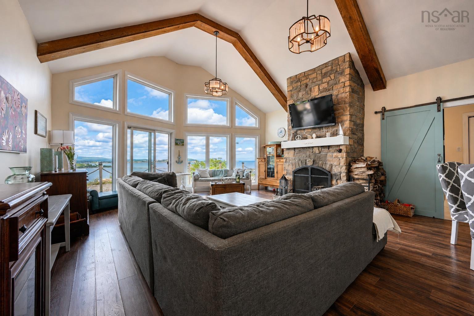$589,000.00: 39132 Cabot Trail, Ingonish Ferry