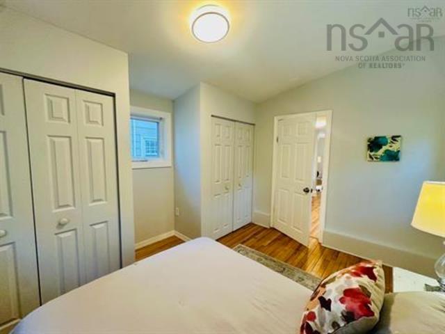 $798,000.00: 2079 & 2081 Poplar Street, Halifax