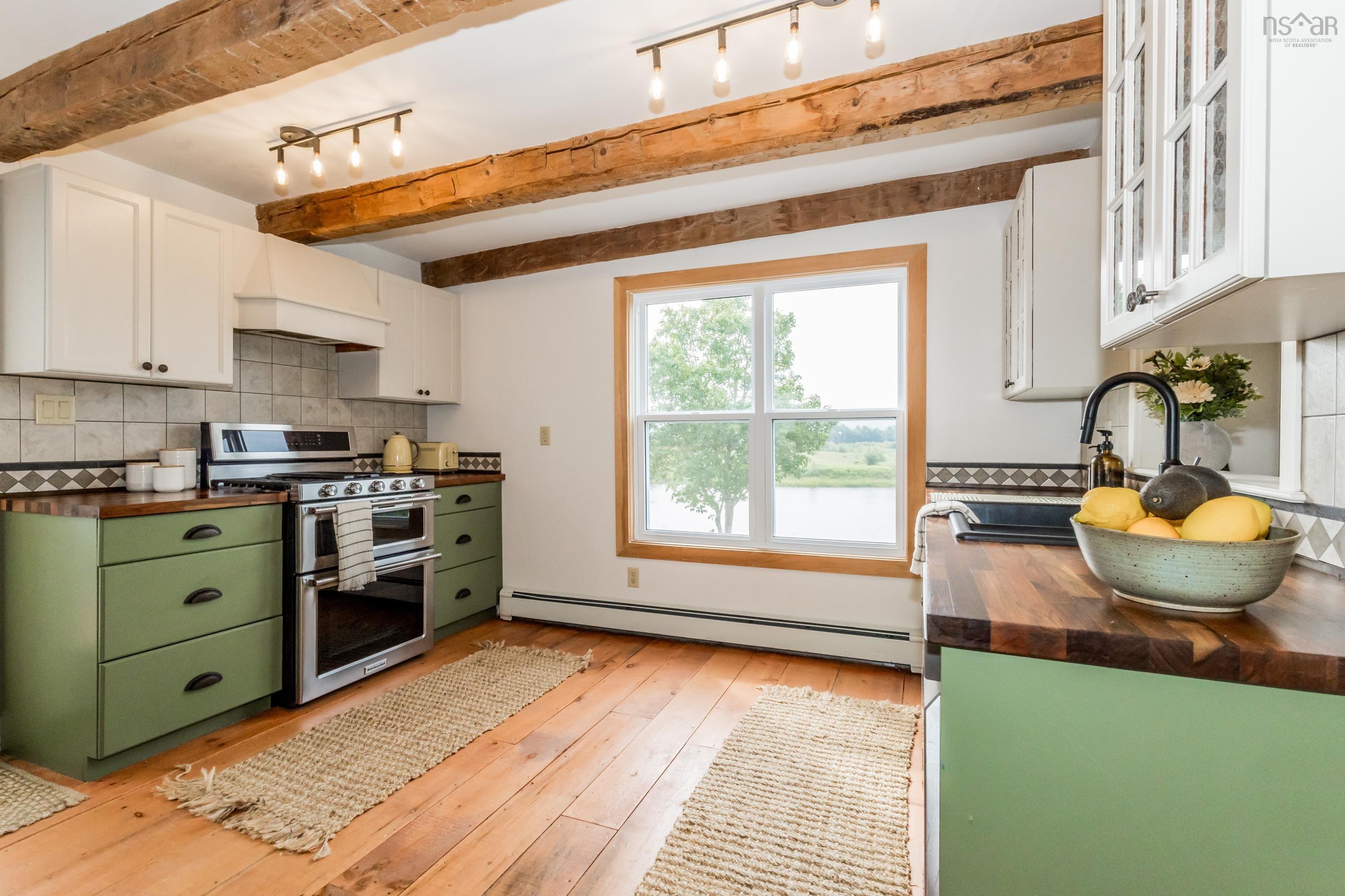 $749,000.00: 7772 Highway 1, Upper Granville