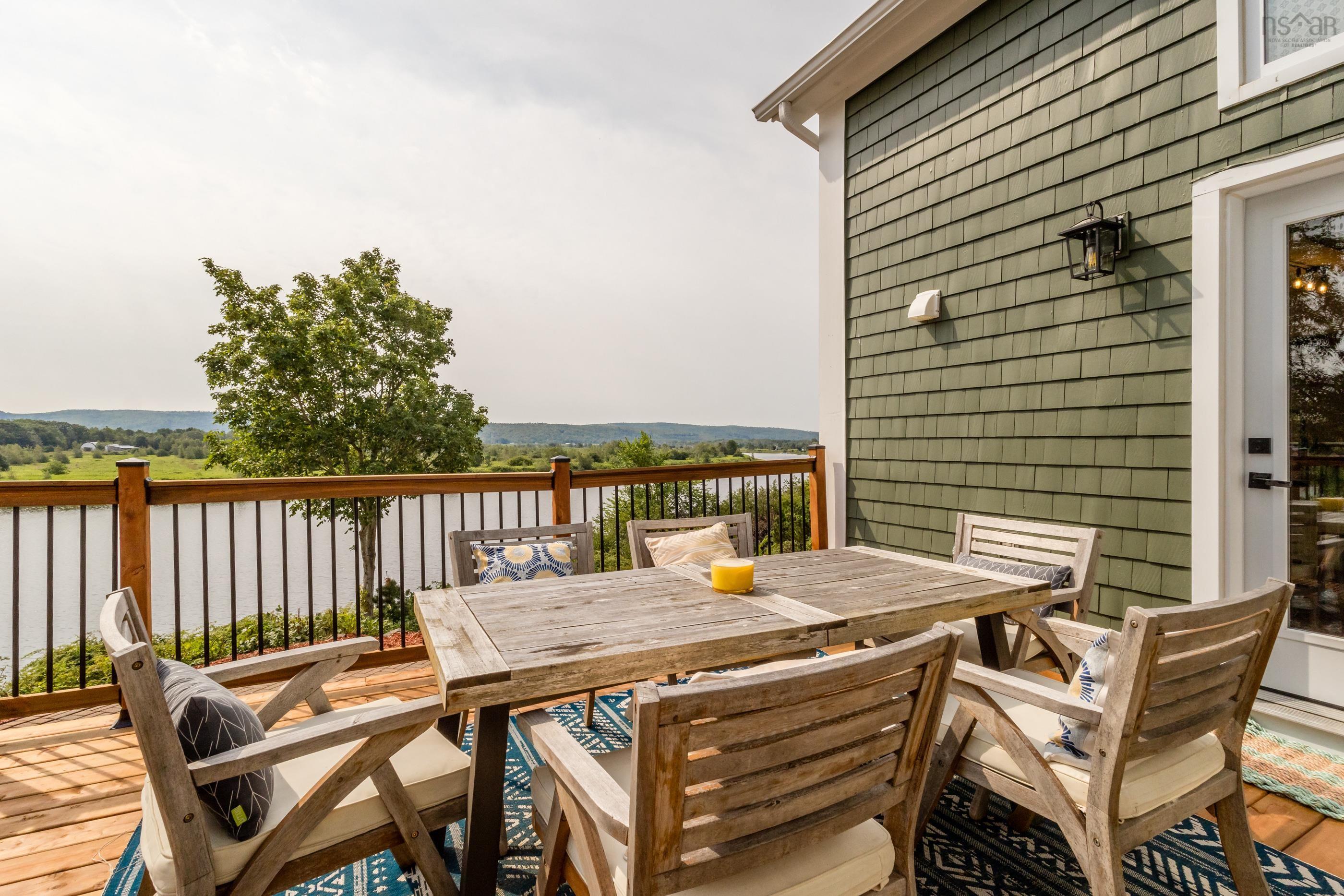 $749,000.00: 7772 Highway 1, Upper Granville