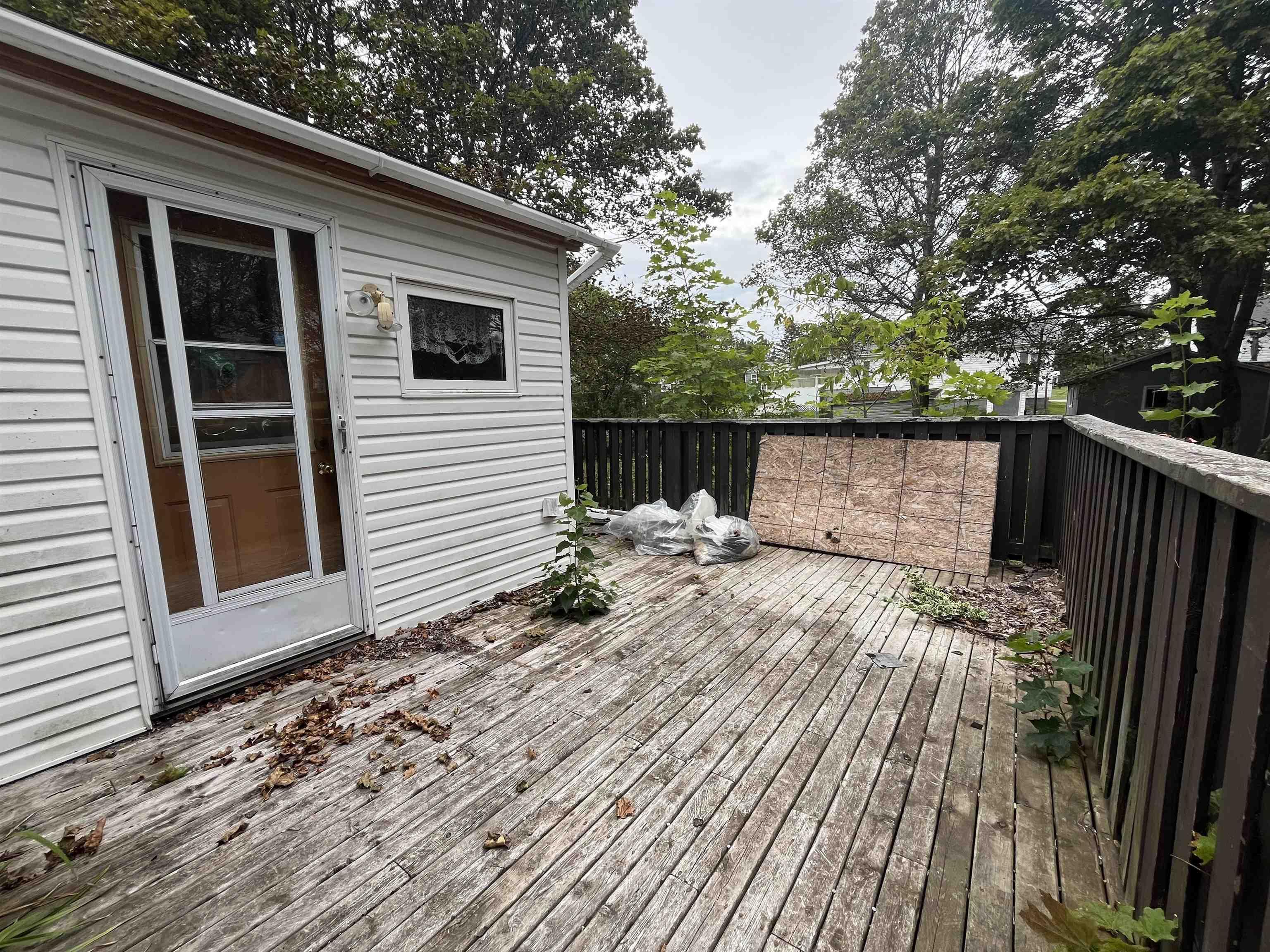 $95,900.00: 26 Fairview Avenue, Amherst