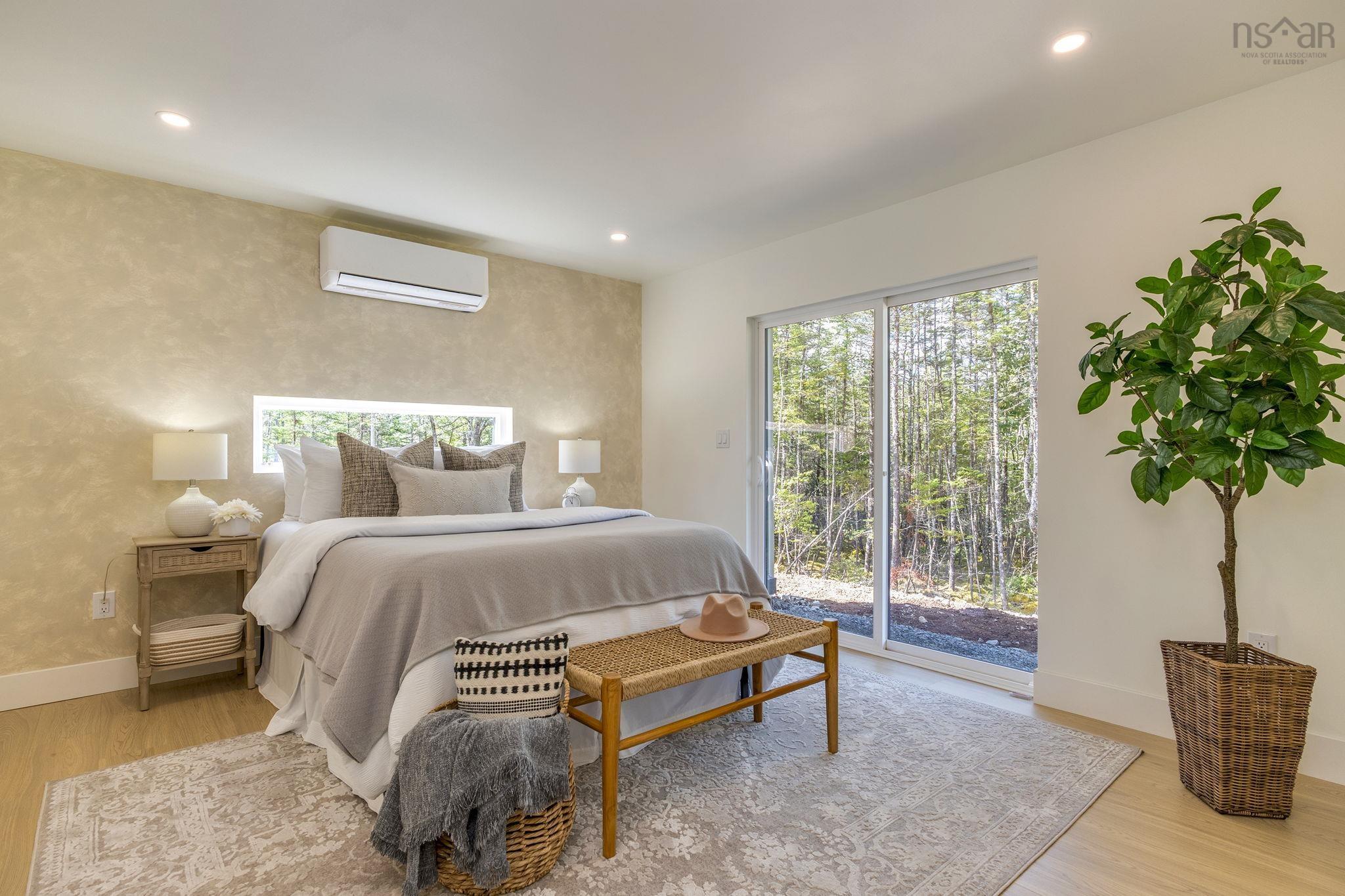 $549,000.00: 165 Beau Run, East Petpeswick
