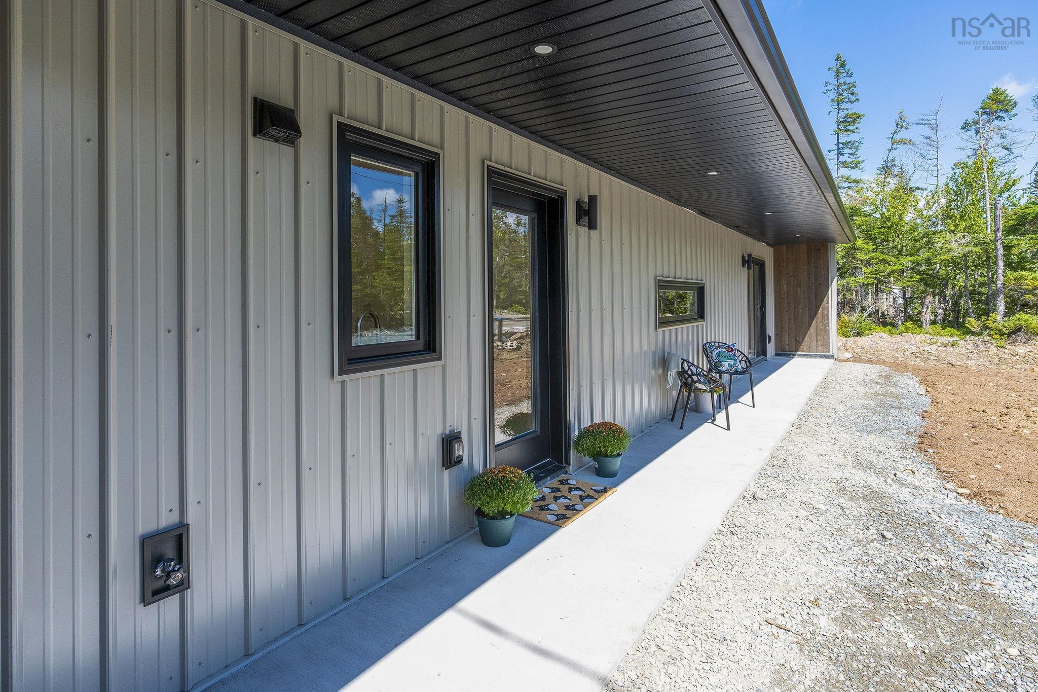 $549,000.00: 165 Beau Run, East Petpeswick