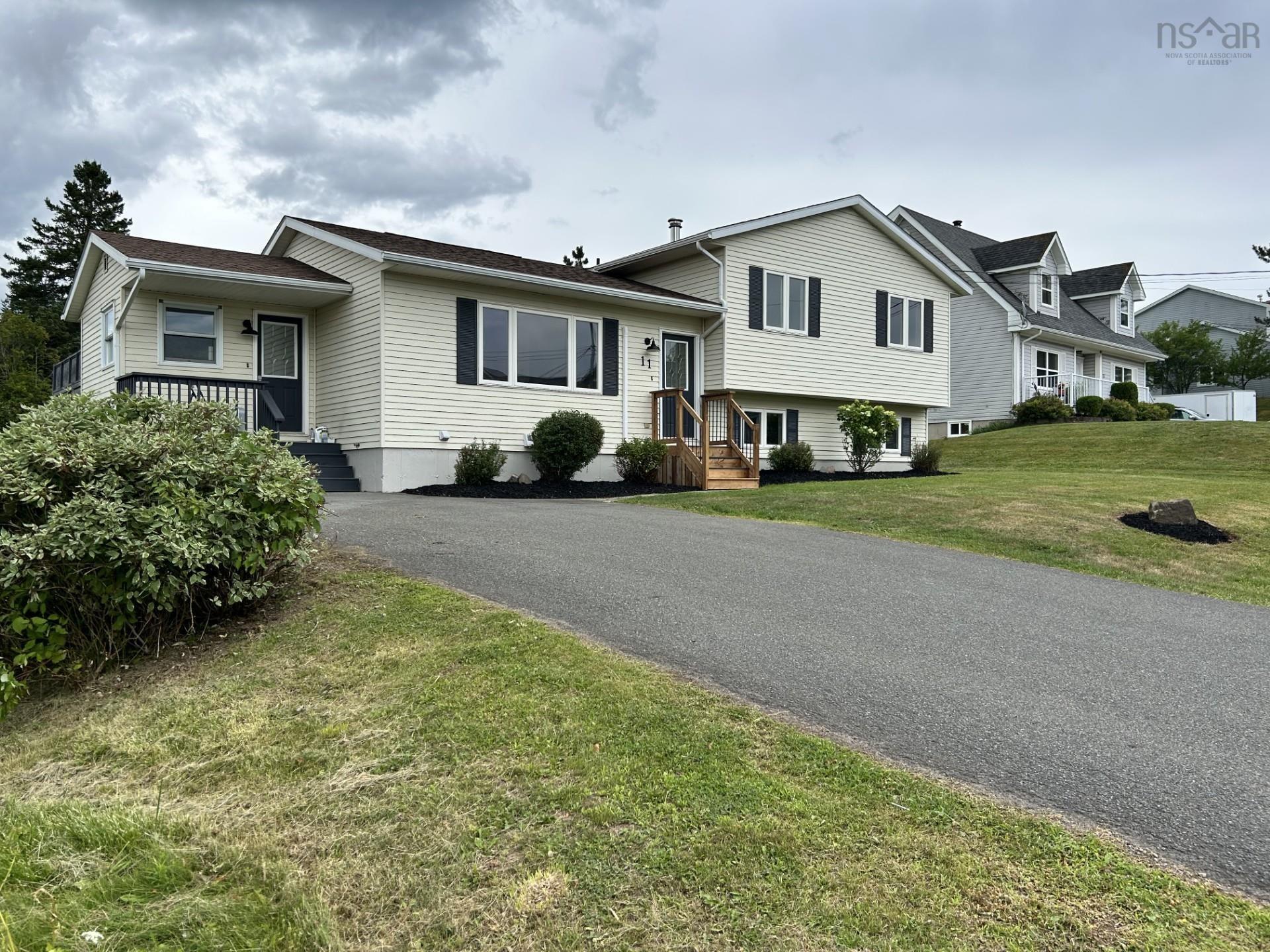 $529,900.00: 11 Heritage Drive, West River