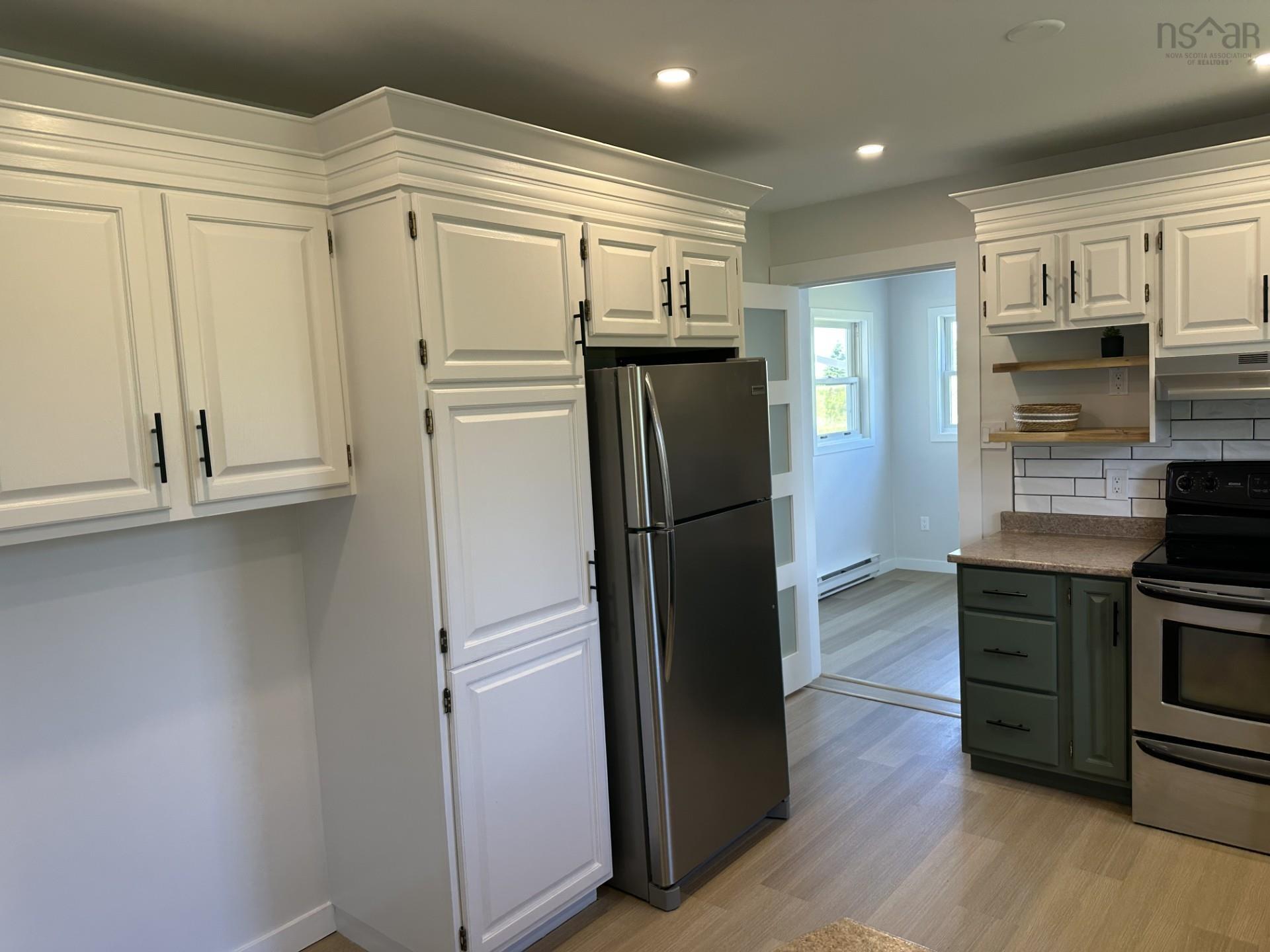 $529,900.00: 11 Heritage Drive, West River