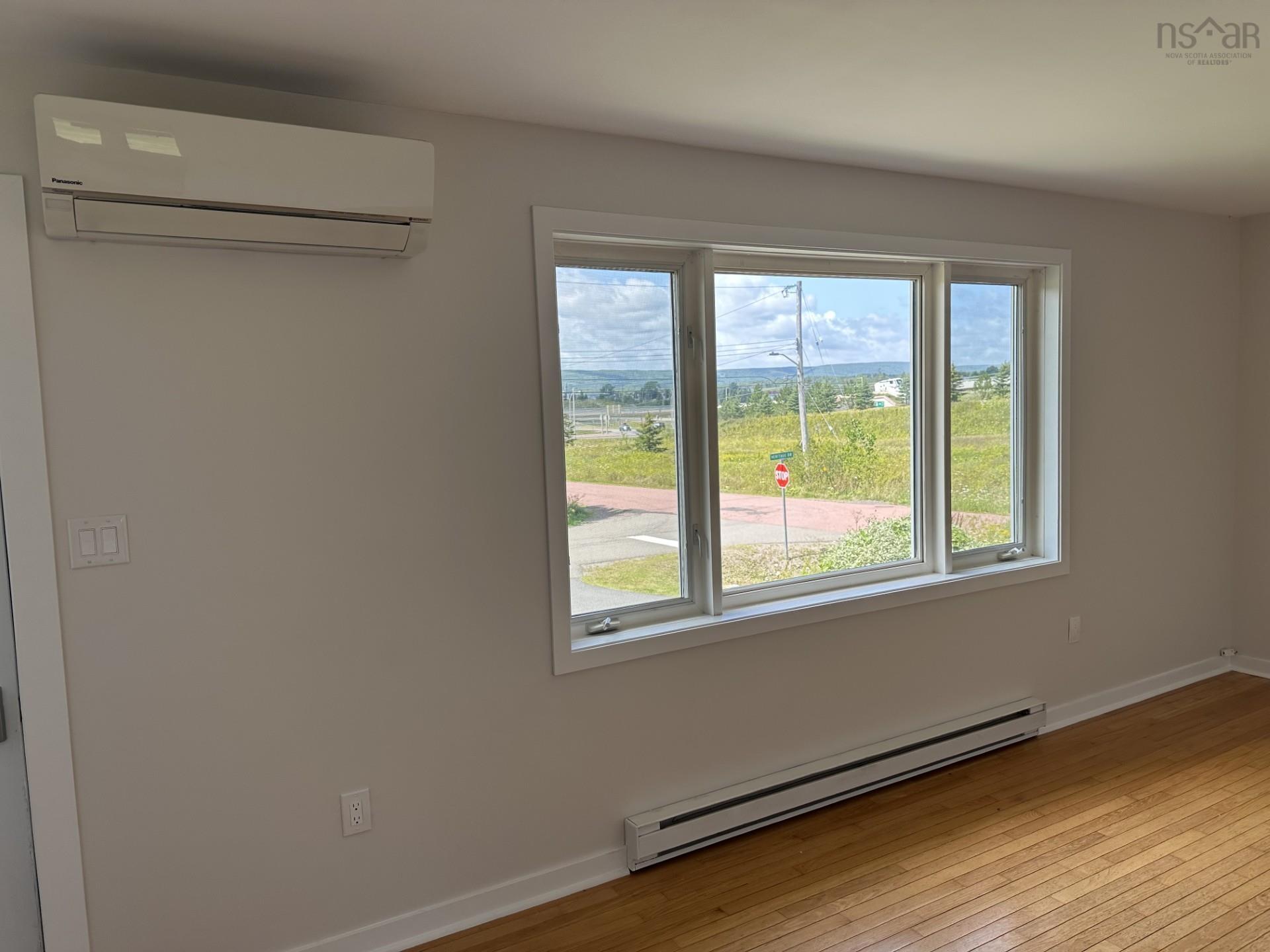 $529,900.00: 11 Heritage Drive, West River