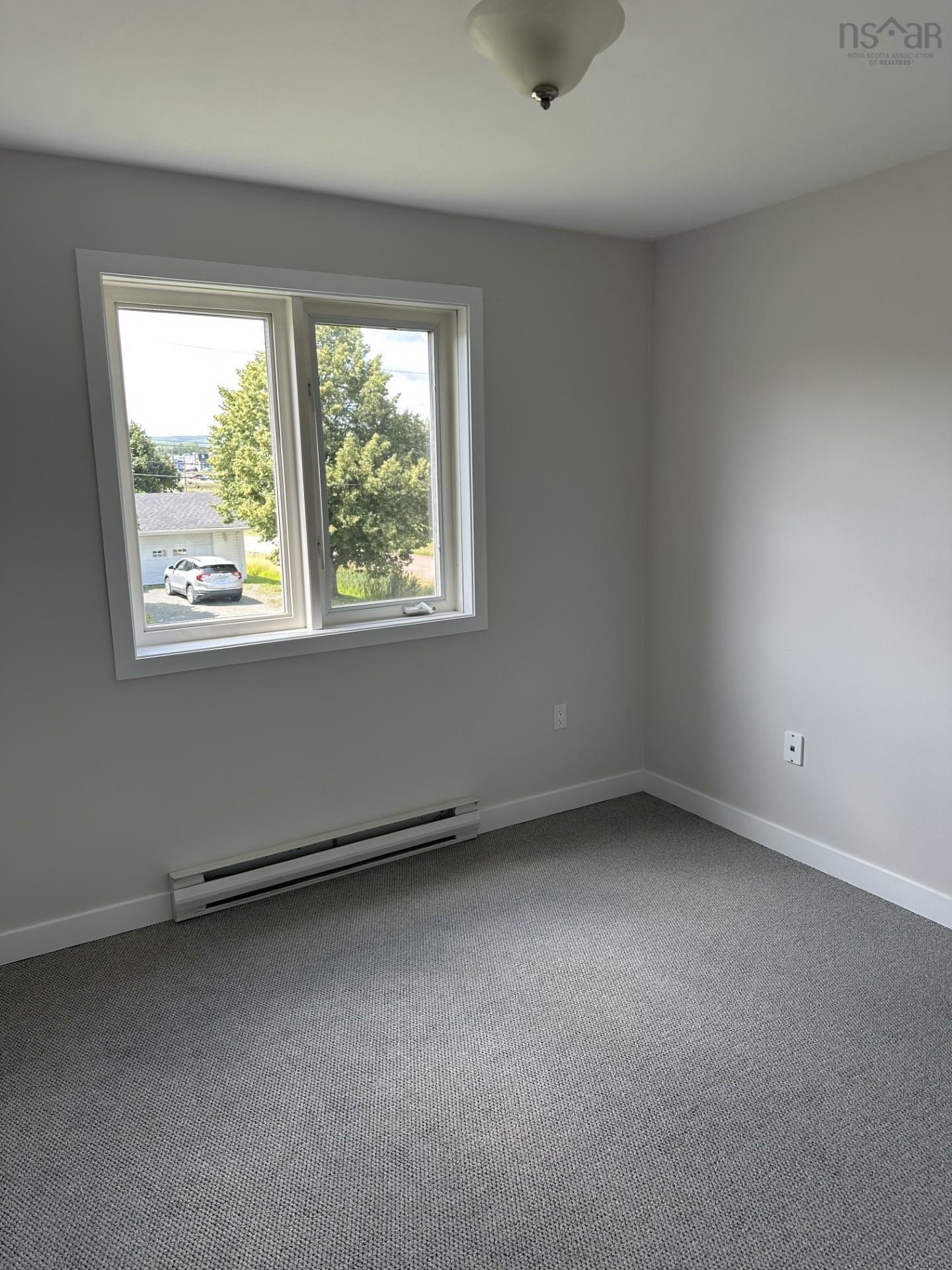 $529,900.00: 11 Heritage Drive, West River