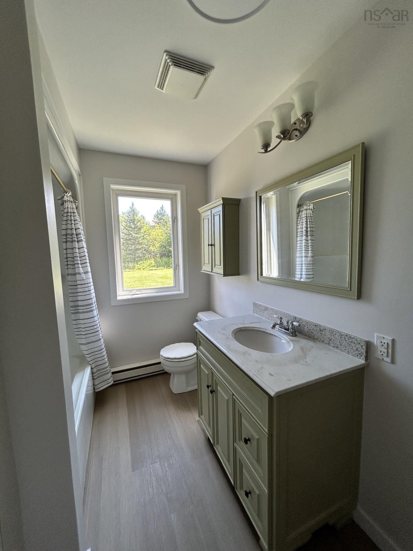 $529,900.00: 11 Heritage Drive, West River