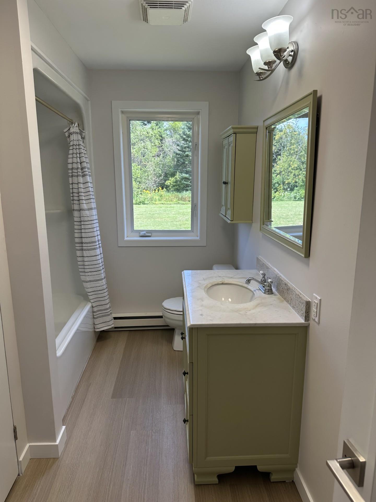 $529,900.00: 11 Heritage Drive, West River