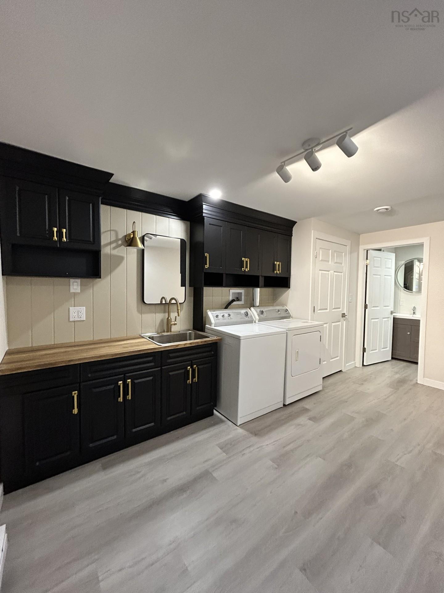 $529,900.00: 11 Heritage Drive, West River