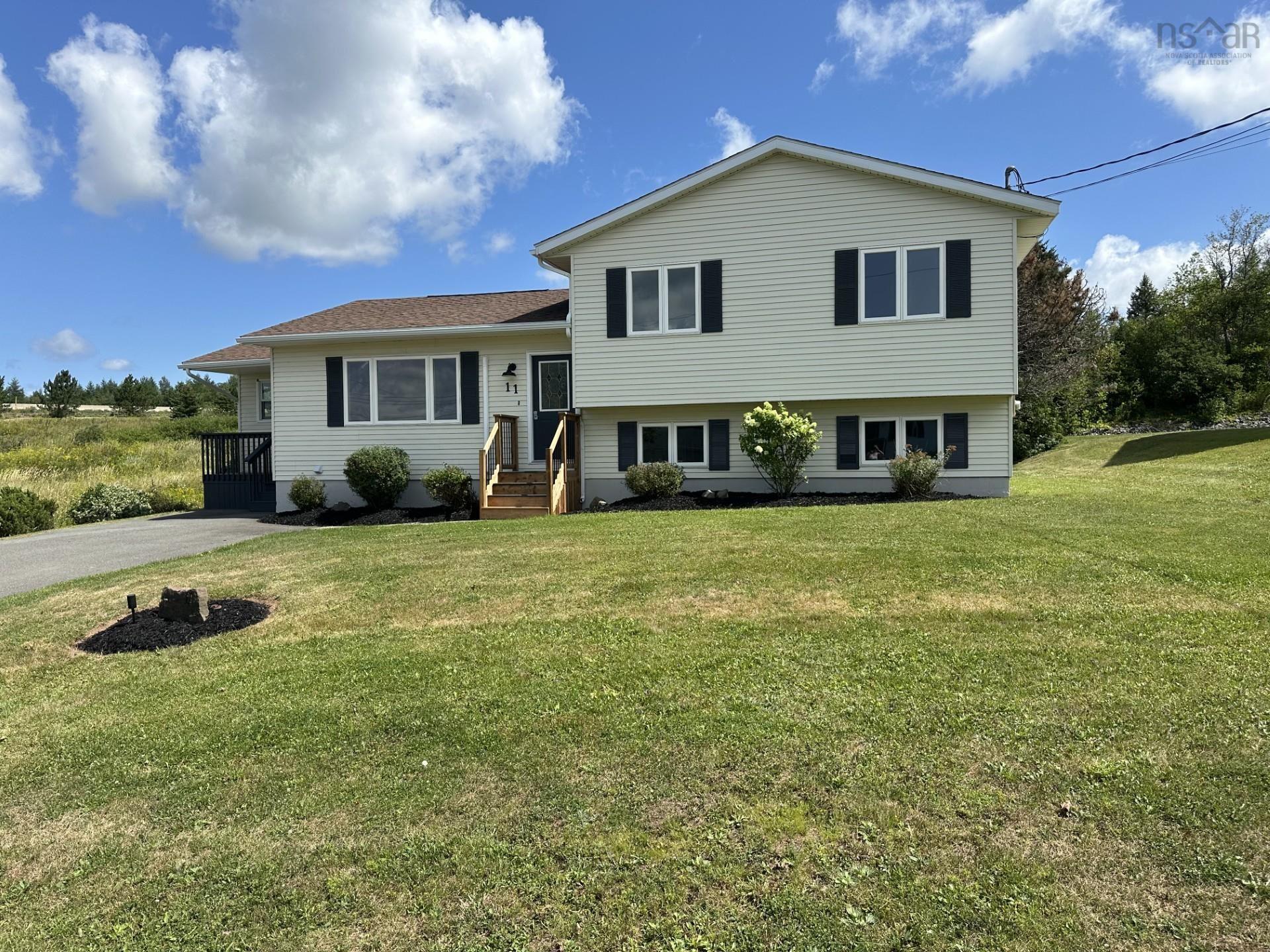 $529,900.00: 11 Heritage Drive, West River