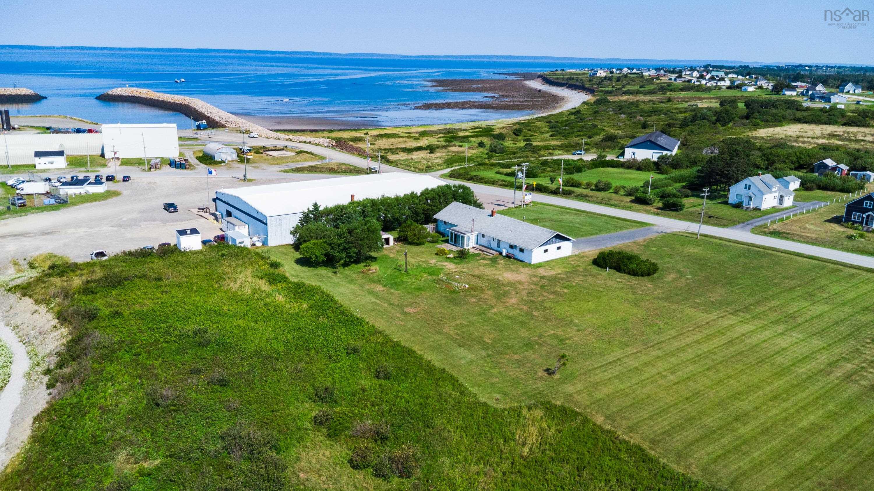 $299,000.00: 76 Saulnierville Wharf Road, Saulnierville
