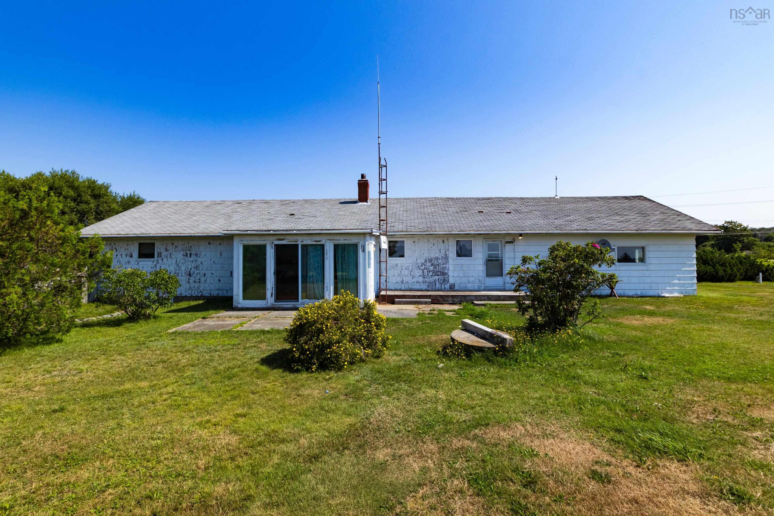 $299,000.00: 76 Saulnierville Wharf Road, Saulnierville