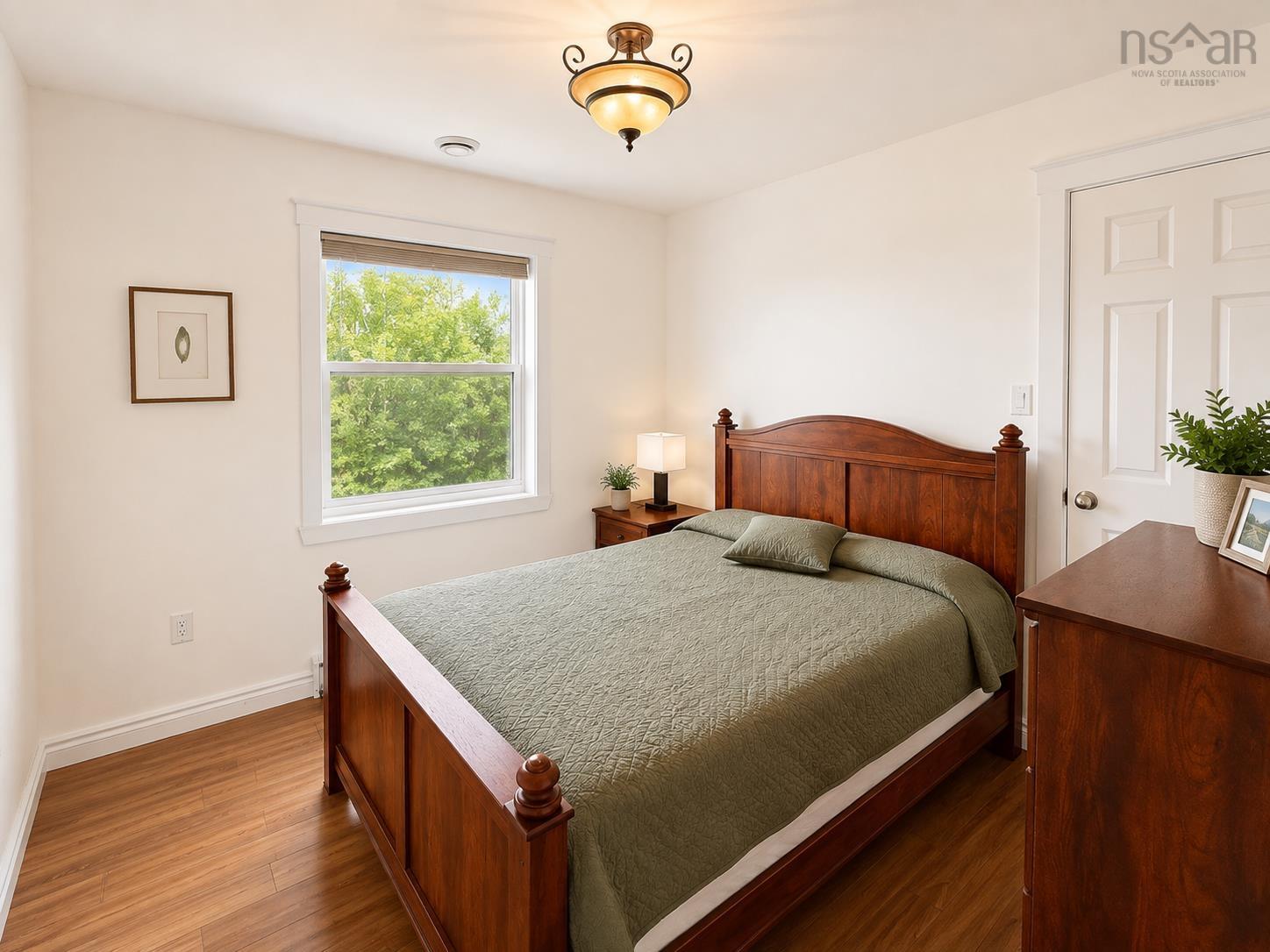 $589,000.00: 4297 West Bay Rd, The Points West Bay
