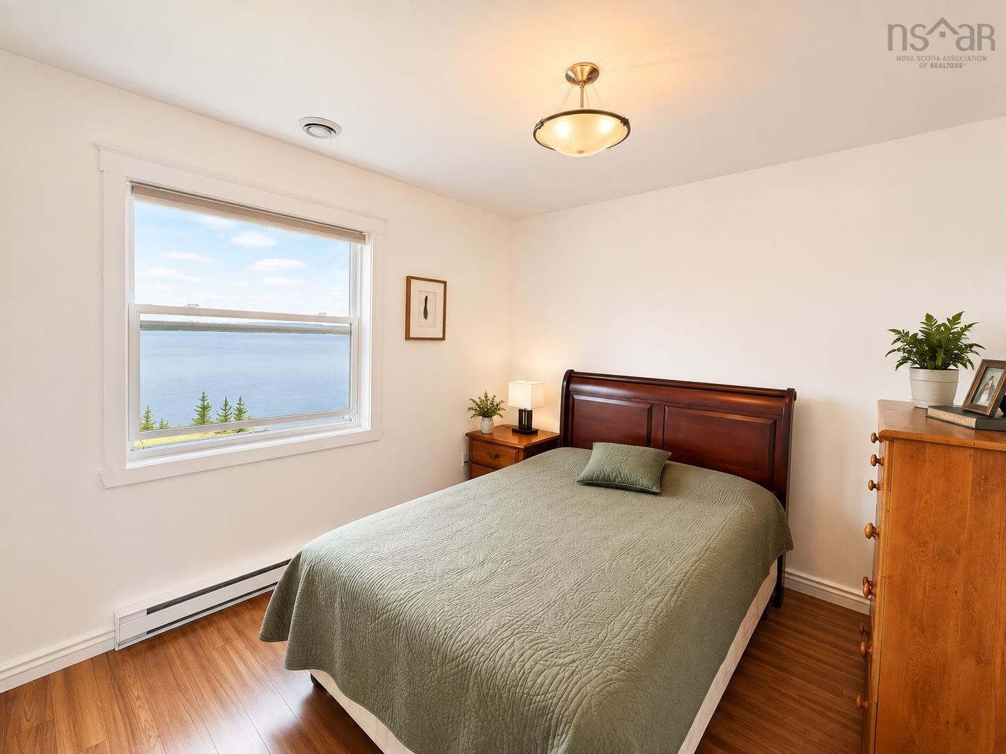 $589,000.00: 4297 West Bay Rd, The Points West Bay