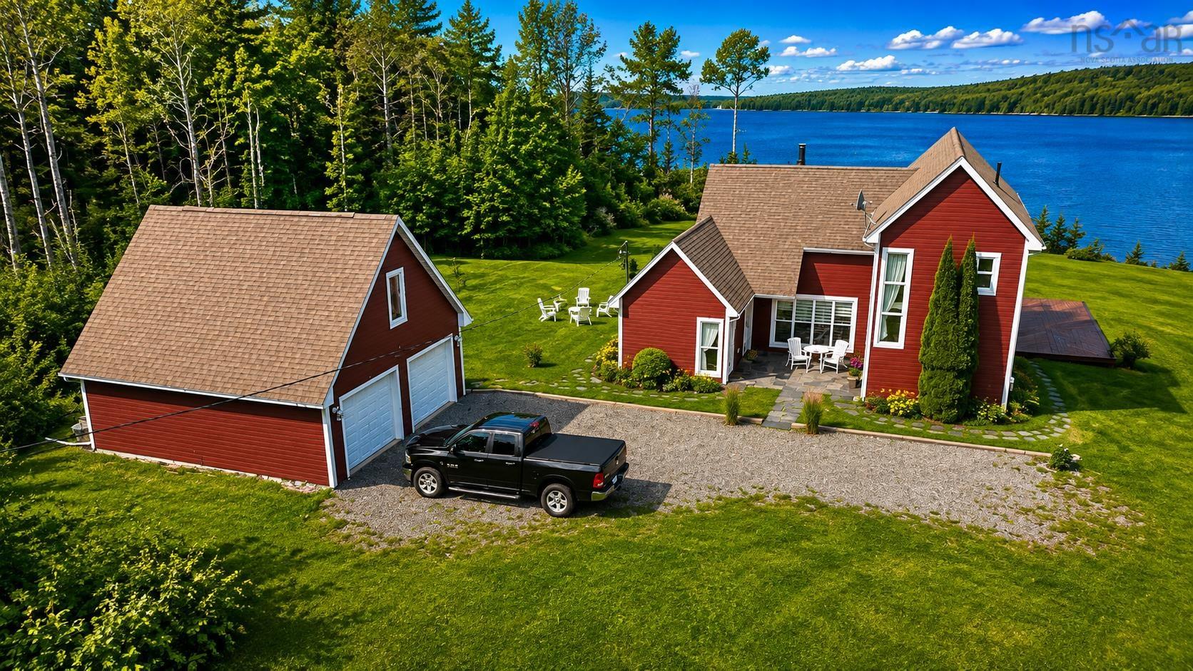 $589,000.00: 4297 West Bay Rd, The Points West Bay
