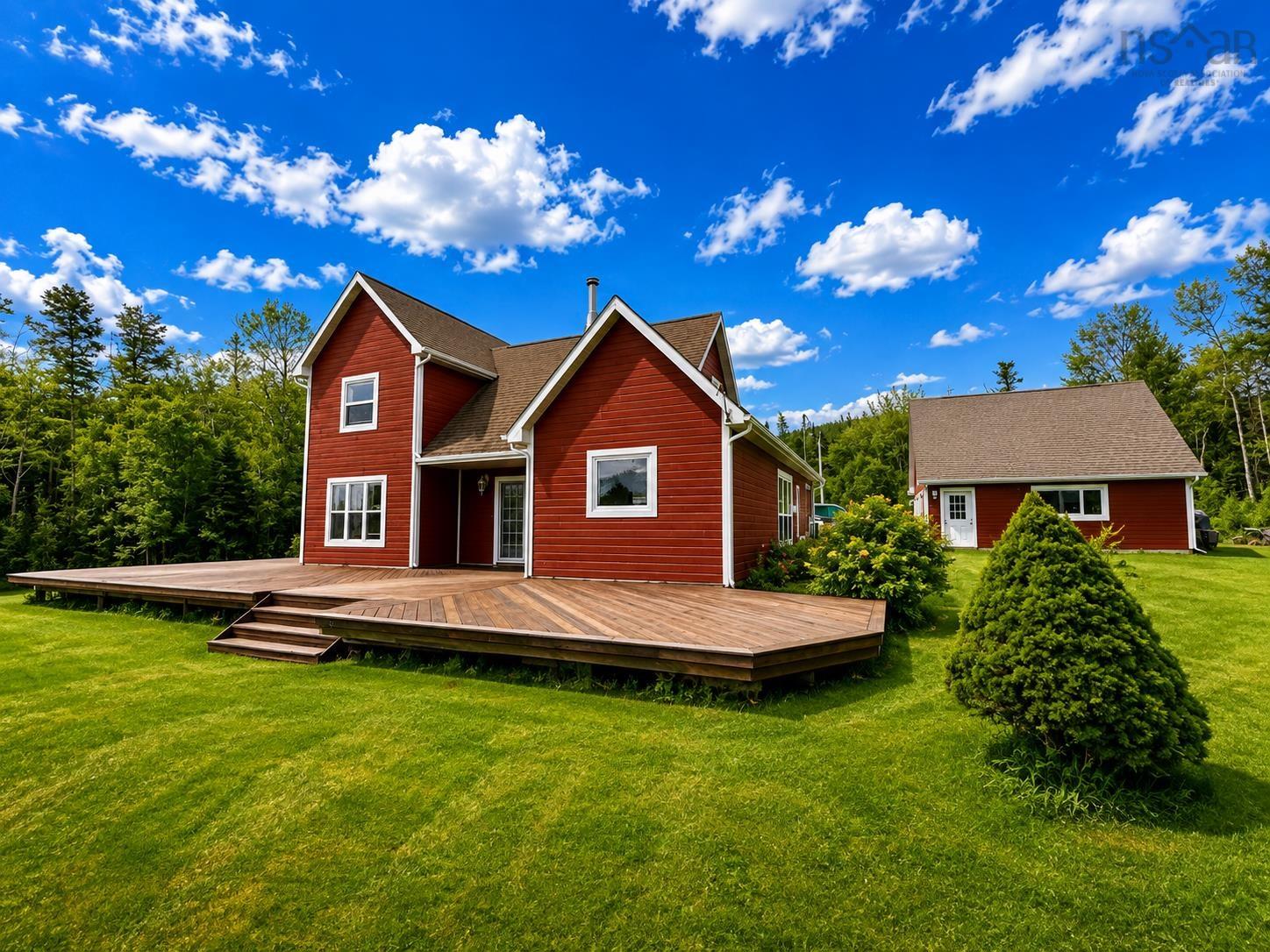 $589,000.00: 4297 West Bay Rd, The Points West Bay
