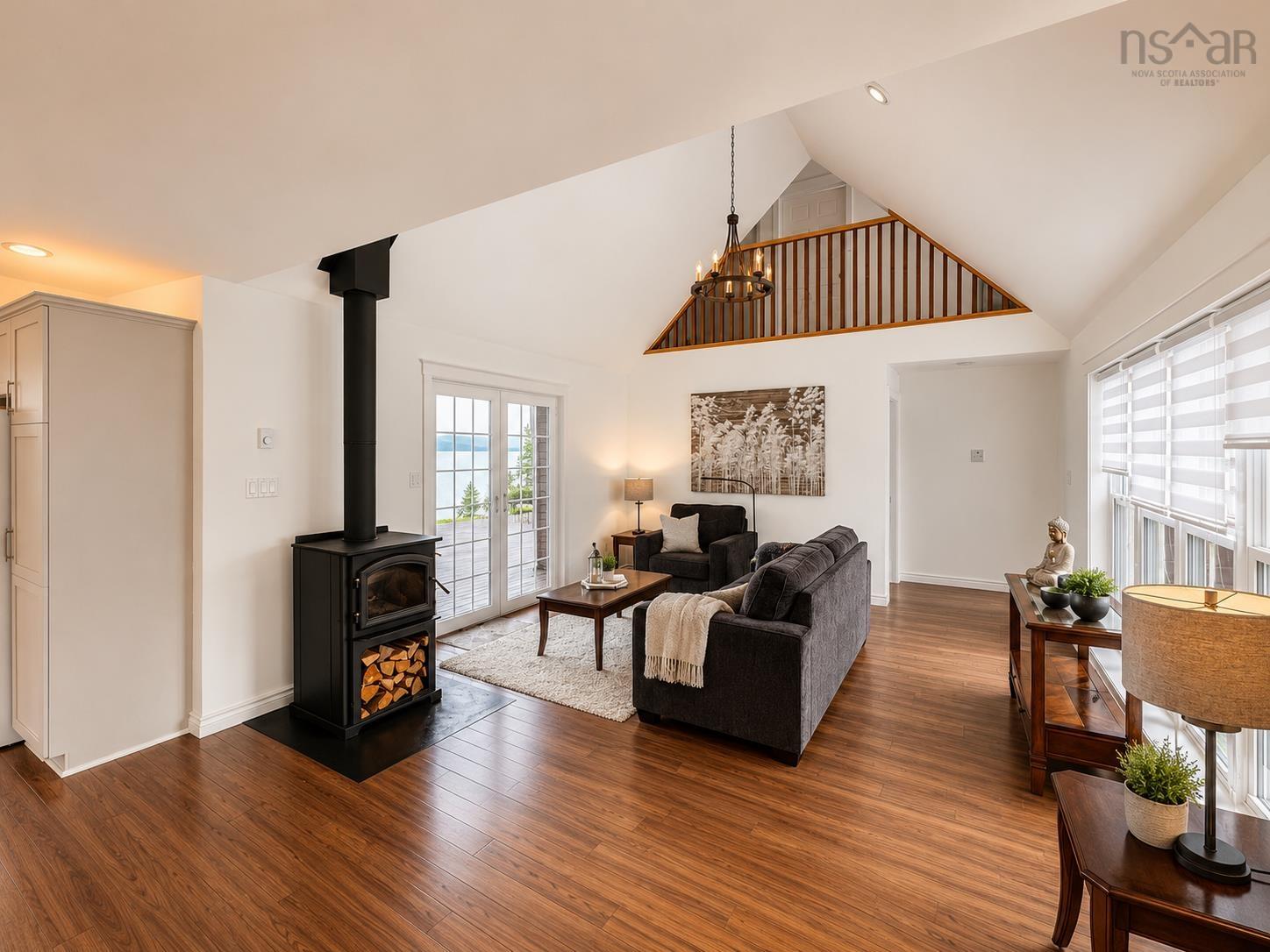 $589,000.00: 4297 West Bay Rd, The Points West Bay