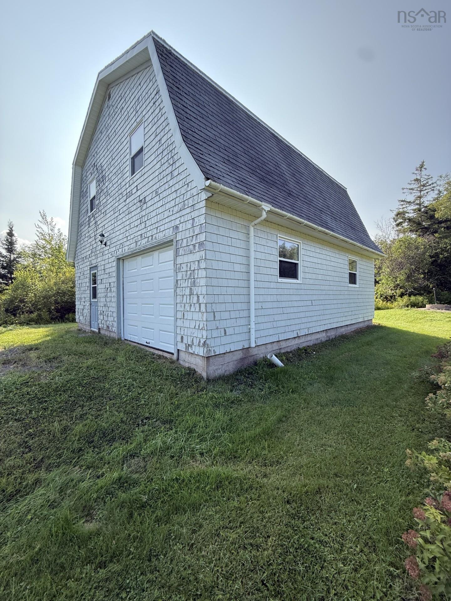 $455,000.00: 387 BEAVER ROAD, LAKEVALE, N.S., Lakevale