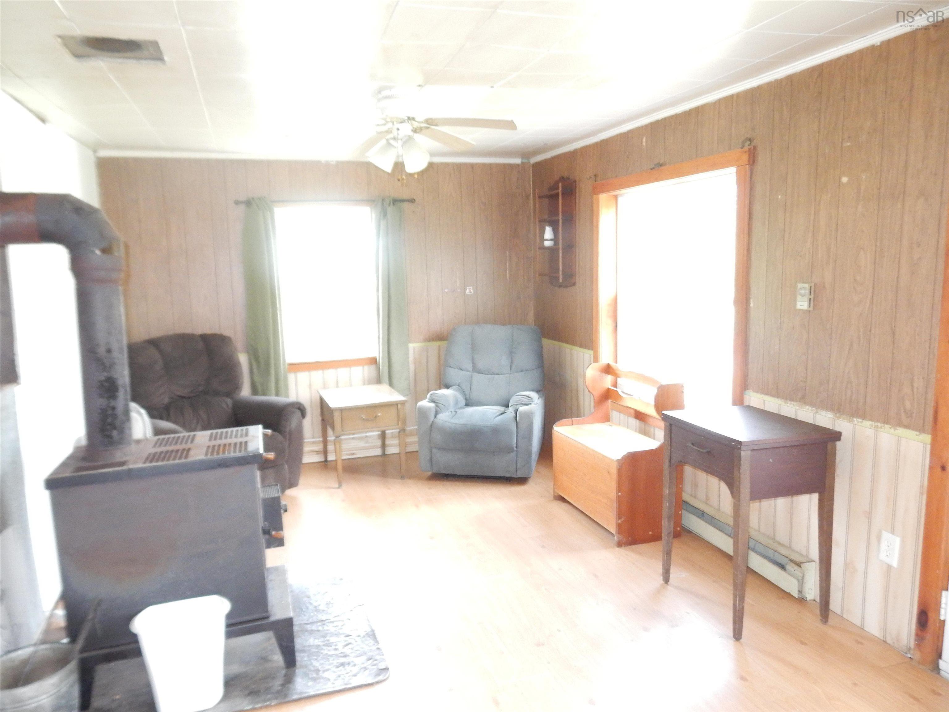 $160,000.00: 644 St Marys Road, Chaplin